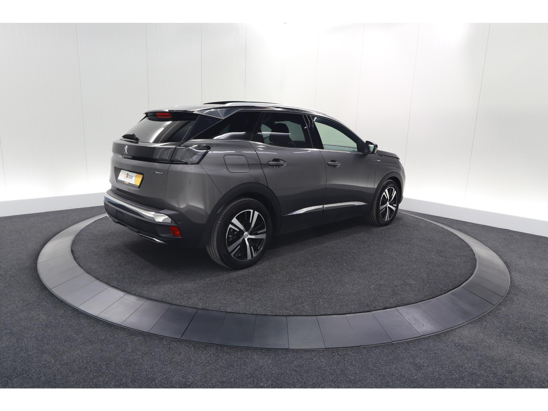 Peugeot 3008 HYbrid4 300 GT | Elektrisch Panoramadak | Dodehoekdetectie | Camera | Navigatie
