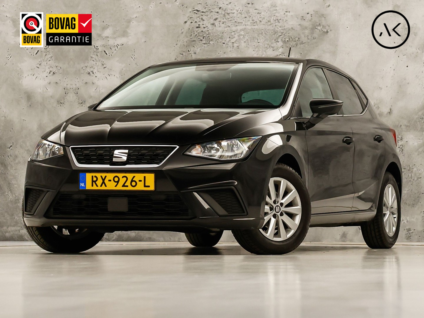 SEAT Ibiza 1.0 TSI Sport (GROOT NAVI, APPLE CARPLAY, GETINT GLAS, CAMERA, CRUISE, LM VELGEN, NIEUWE APK, NIEUWSTAAT)