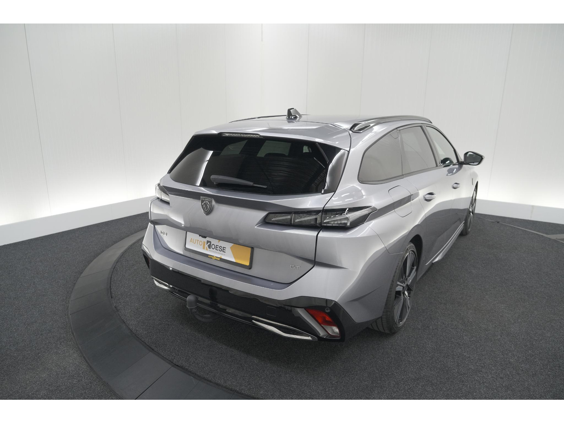 Peugeot 308 SW PureTech 130 EAT8 GT | Trekhaak | Stoelverwarming | Camera | Adaptieve Cruise Control