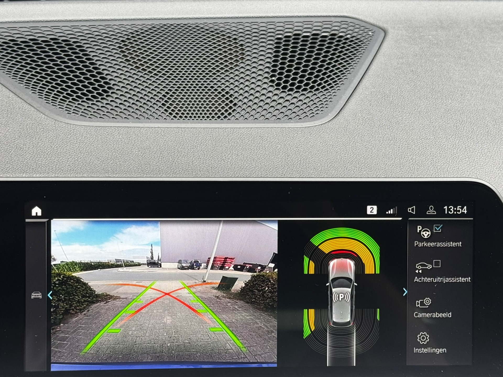 BMW 3-serie Touring 330E 292PK XDrive M-Sport Shadow Head-UP Laser