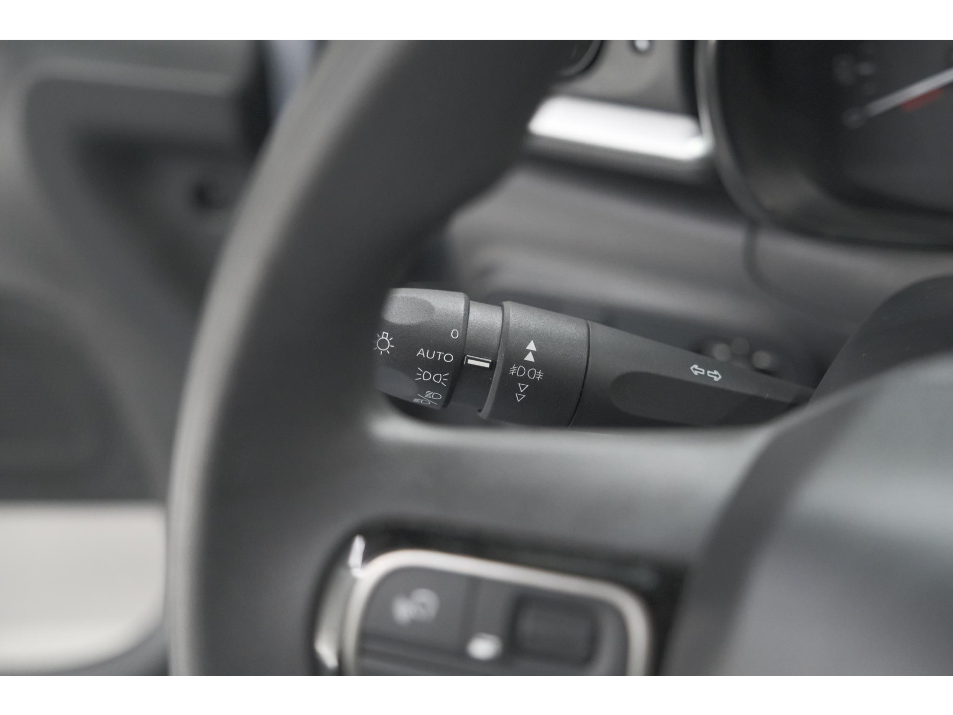 Citroen C3 PureTech 82 C-Series | Trekhaak | Stoelverwarming | Camera | Apple CarPlay