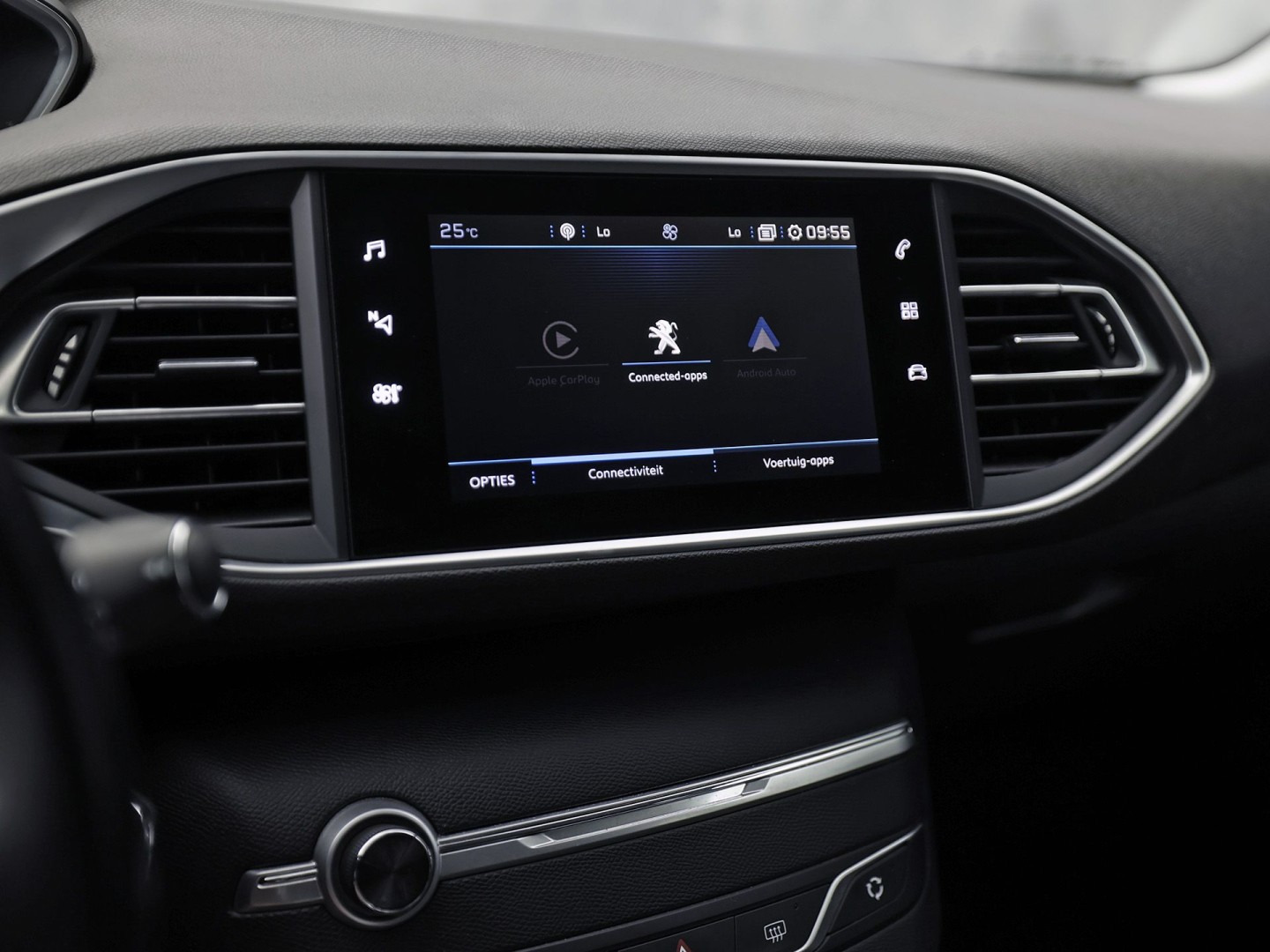Peugeot 308 SW 1.2 PureTech Premium Sport (VIRTUAL COCKPIT, APPLE CARPLAY, GROOT NAVI, 360 CAMERA, SPORTSTOELEN, LEDER, TREKHAAK, GETINT GLAS, NIEUWSTAAT)