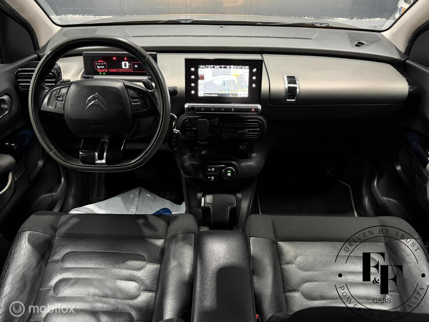 Citroën C4 Cactus 1.2 PureTech Shine|Automaat|NAP|Camera|Navi