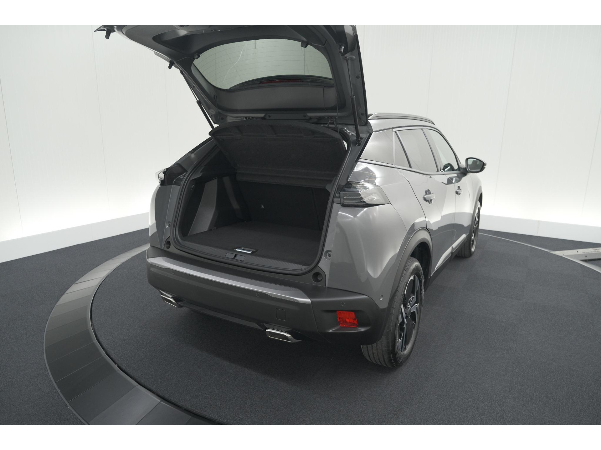 Peugeot 2008 Hybrid 145 e-DCS6 Allure | 360 Camera | Adaptieve Cruise Control | Dodehoekdetectie | Navigatie