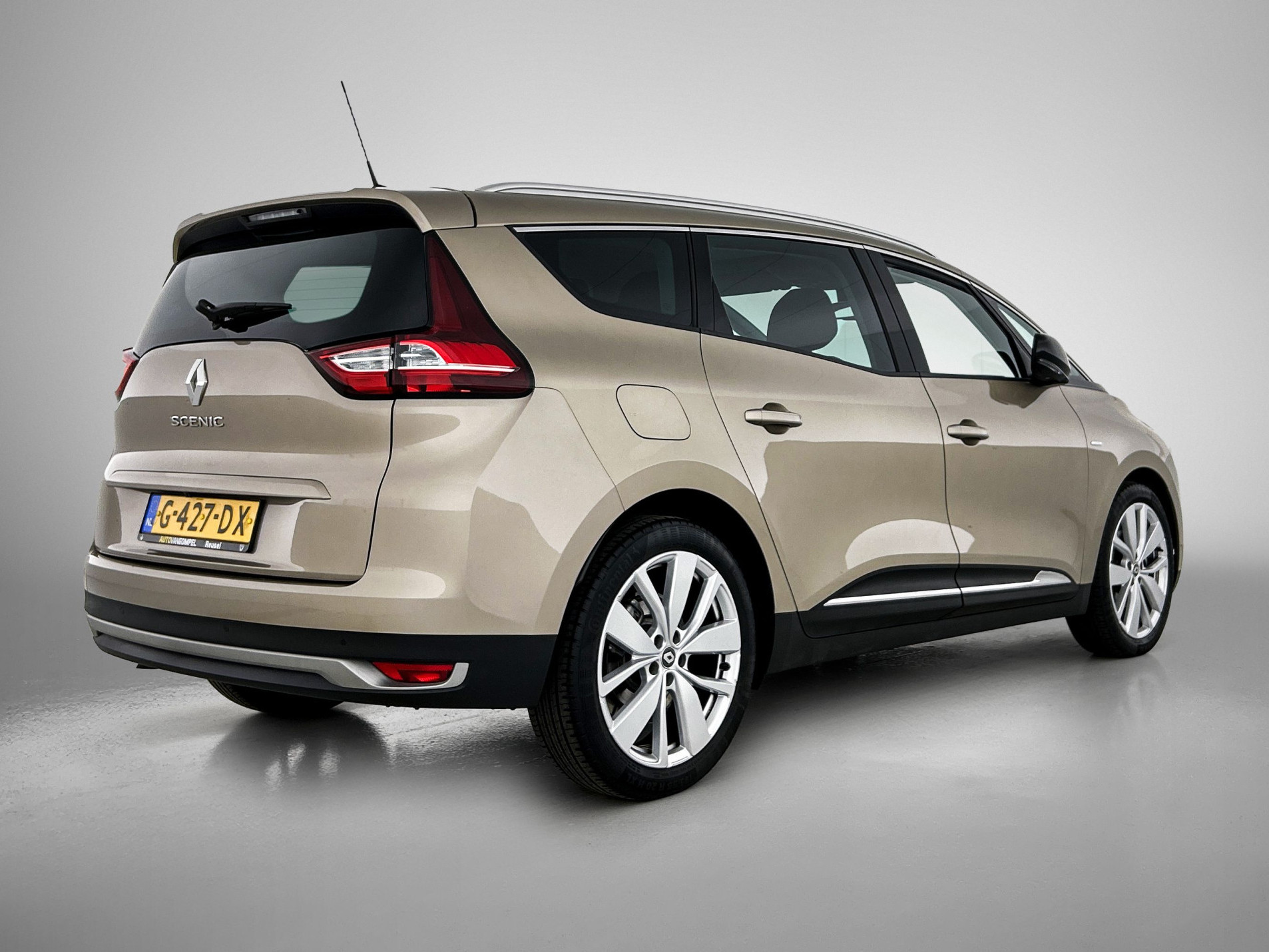 Renault Grand Scénic 1.3 TCe 116PK Limited 1e EIGENAAR | DEALER ONDERHOUDEN | PANORAMDAK | NAVI | PARK. SENSOREN V+A
