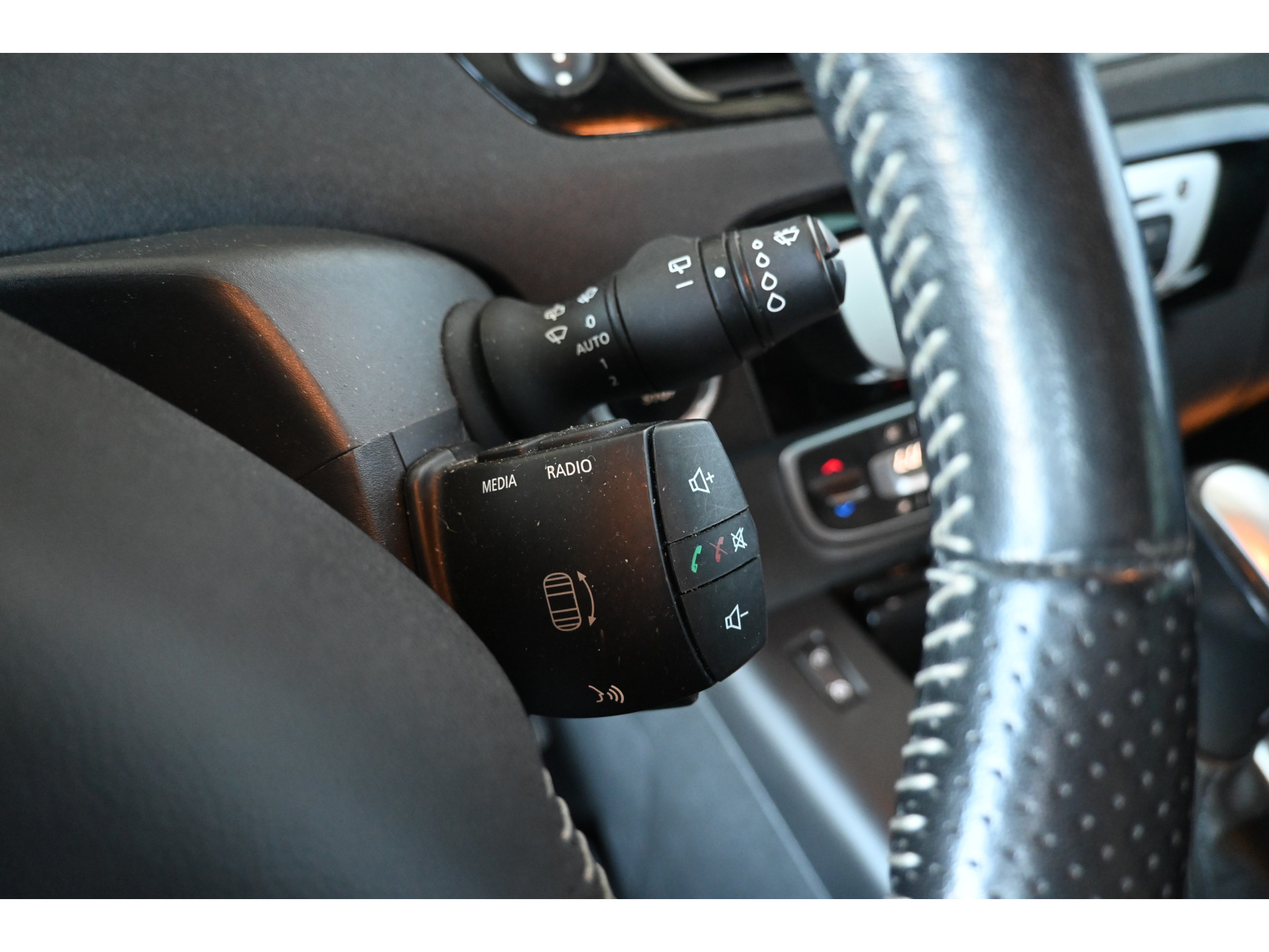 Renault Grand Scenic 1.5 dCi Bose Automaat Clima Navigatie Cruise Control Rijlaarprijs! Inruil Mogelijk!