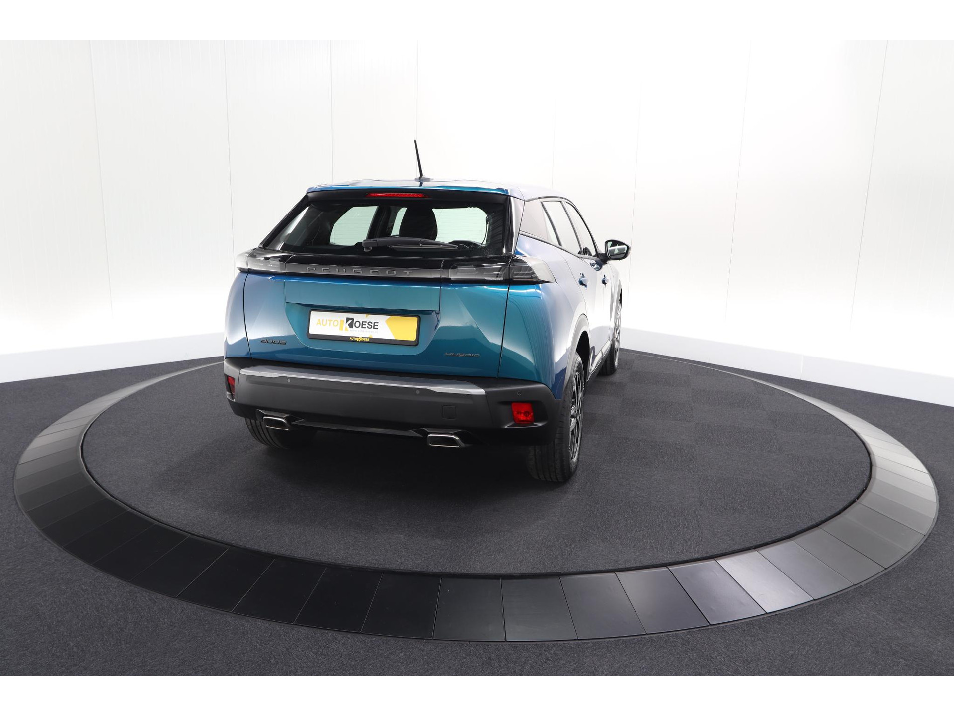 Peugeot 2008 Hybrid 136 e-DCS6 Style | Apple Carplay | Parkeersensoren | Climate control