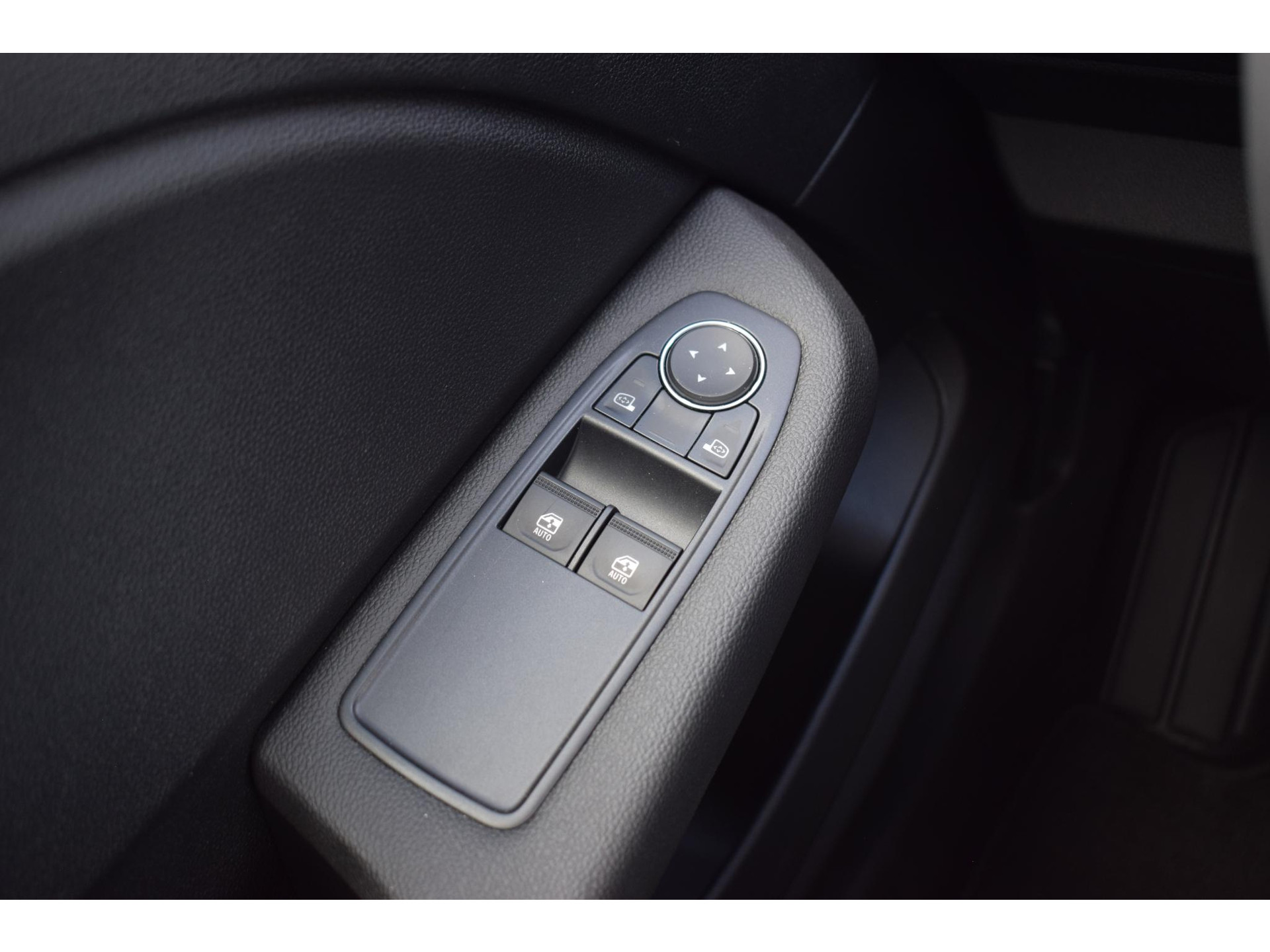 Renault Clio 1.0 TCe Zen | Apple CarPlay | Cruise | Airco | Sportstoelen