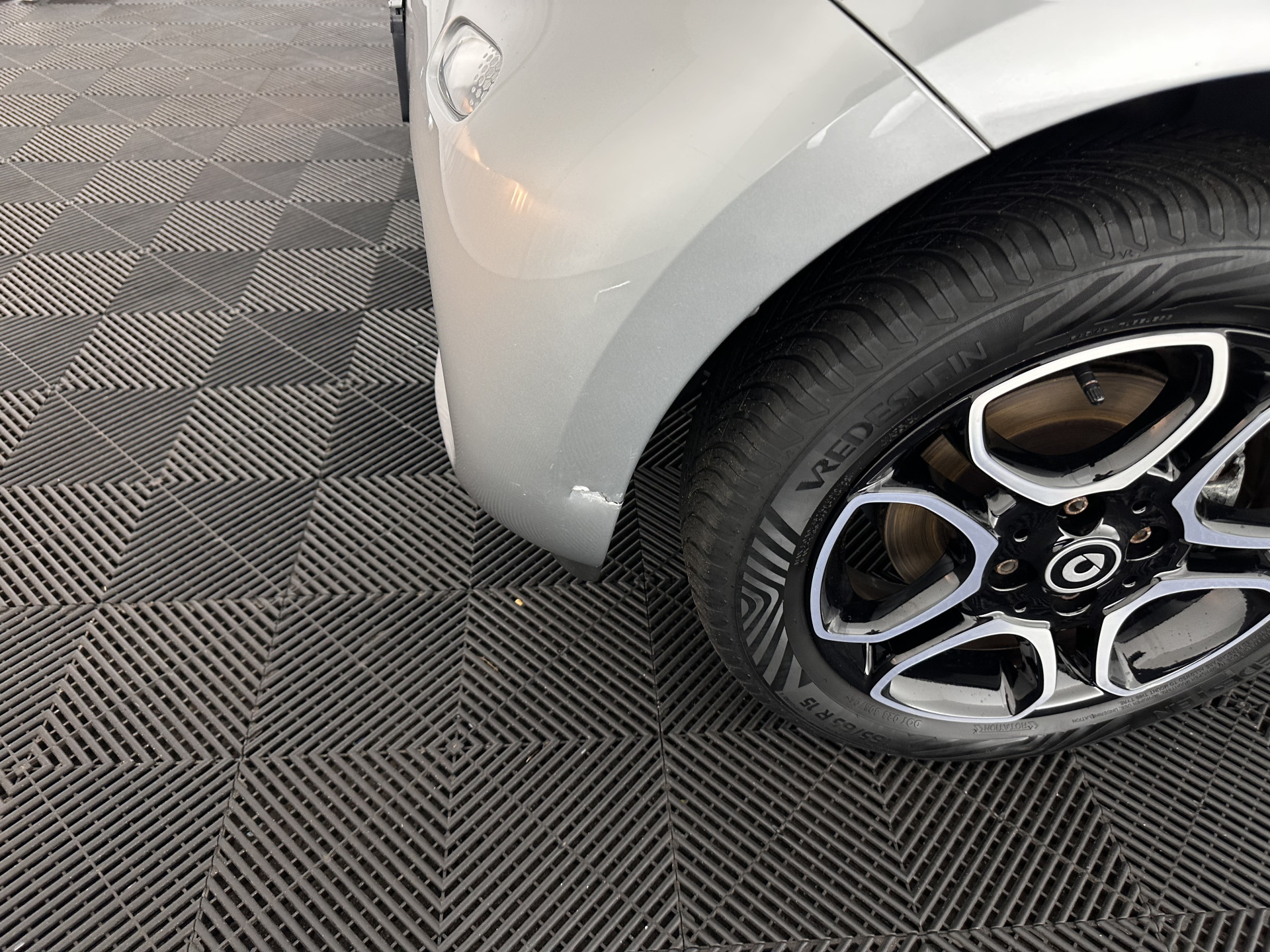 Smart forfour EQ Business Solution 18 kWh [ 3-Fase ] {SOH-89%} (INCL-BTW) Aut. *NAVI-FULLMAP | LEATHER | ECC | CRUISE | HEATED-COMFORT-SEATS | 15"ALU*