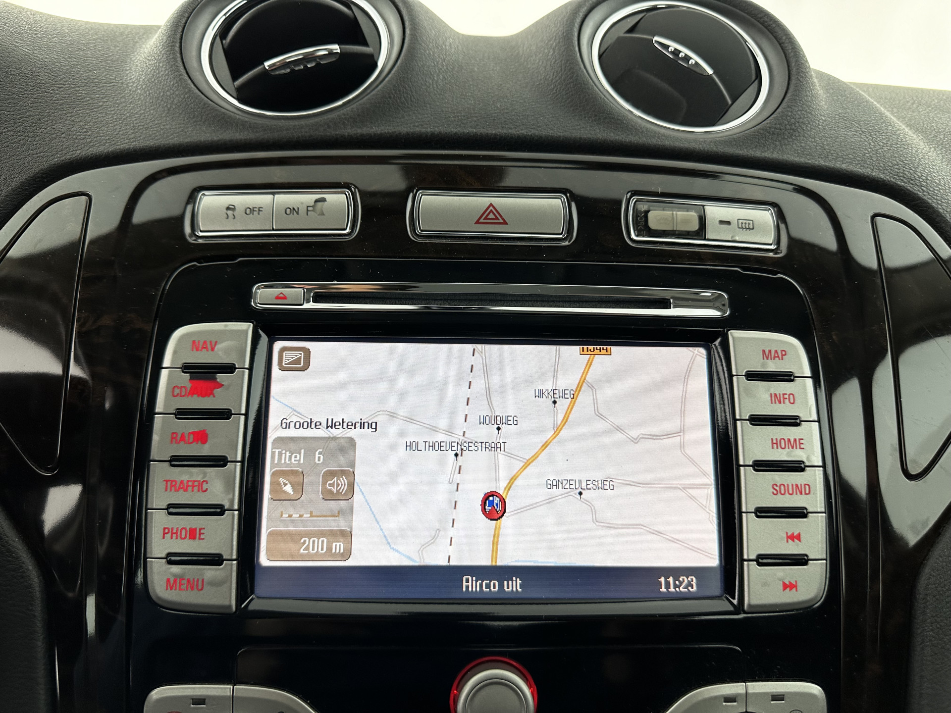 Ford Mondeo 2.0-16V Ghia *NAVI-FULLMAP | ECC | PDC | CRUISE | COMFORT-SEATS | 16"ALU*