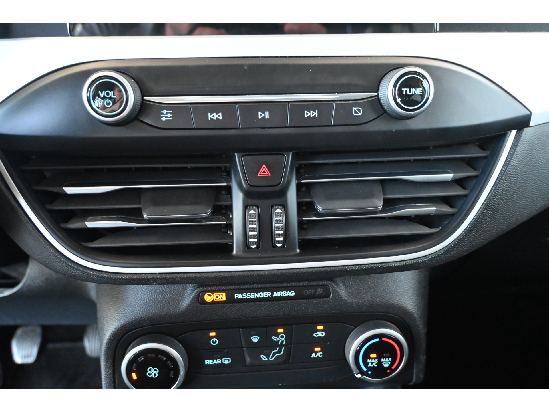 Ford Focus Wagon 1.0 EcoBoost Edition Business Navigatie Camera Cruise Control Dealer Onderhouden! Inruil Mogelijk!