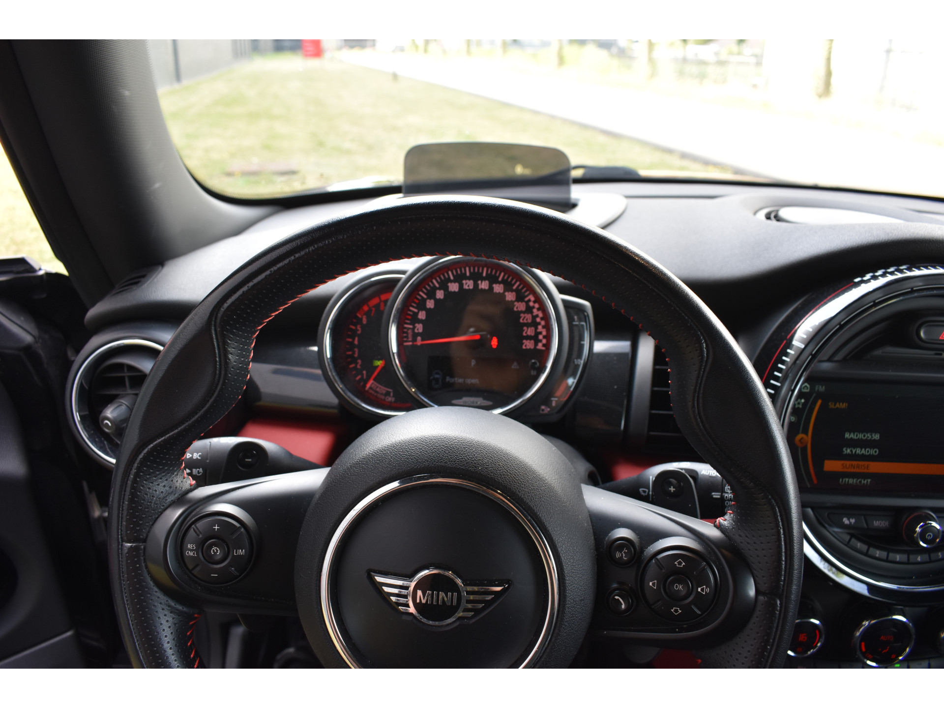 MINI 3-Deurs 2.0 John Cooper Works Chili 232pk Leer Navi Automaat