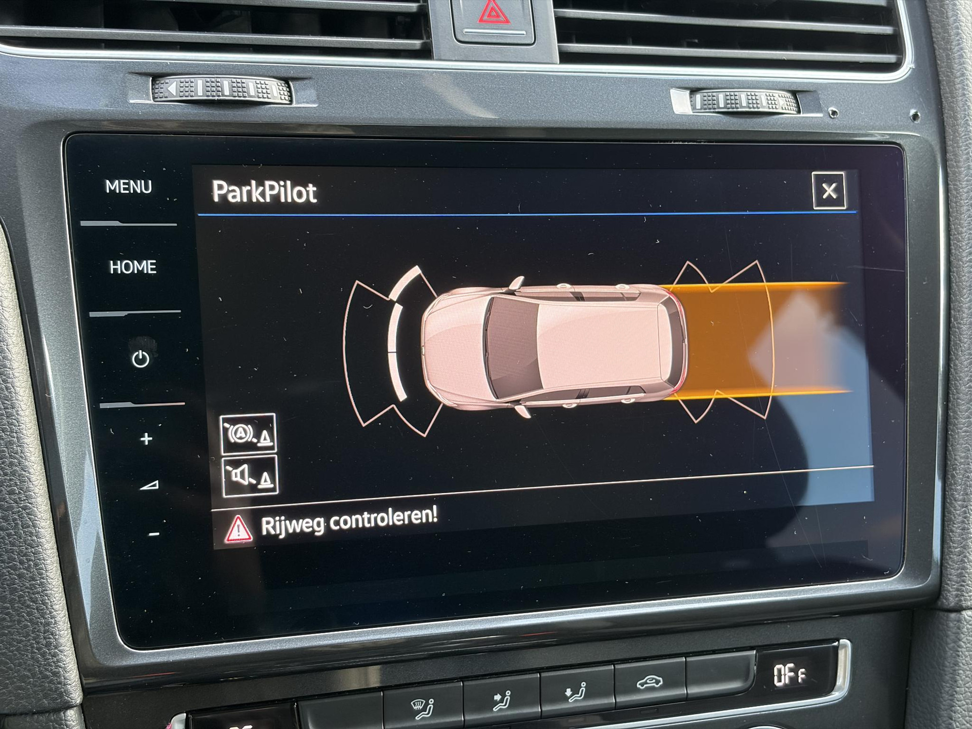 Volkswagen e-Golf ✓SOH 84,55%✓Carplay✓Navi✓LED✓Clima✓Cruise✓Pdc V+A✓Lm velgen✓N.A.P✓Apk tot 07-2027