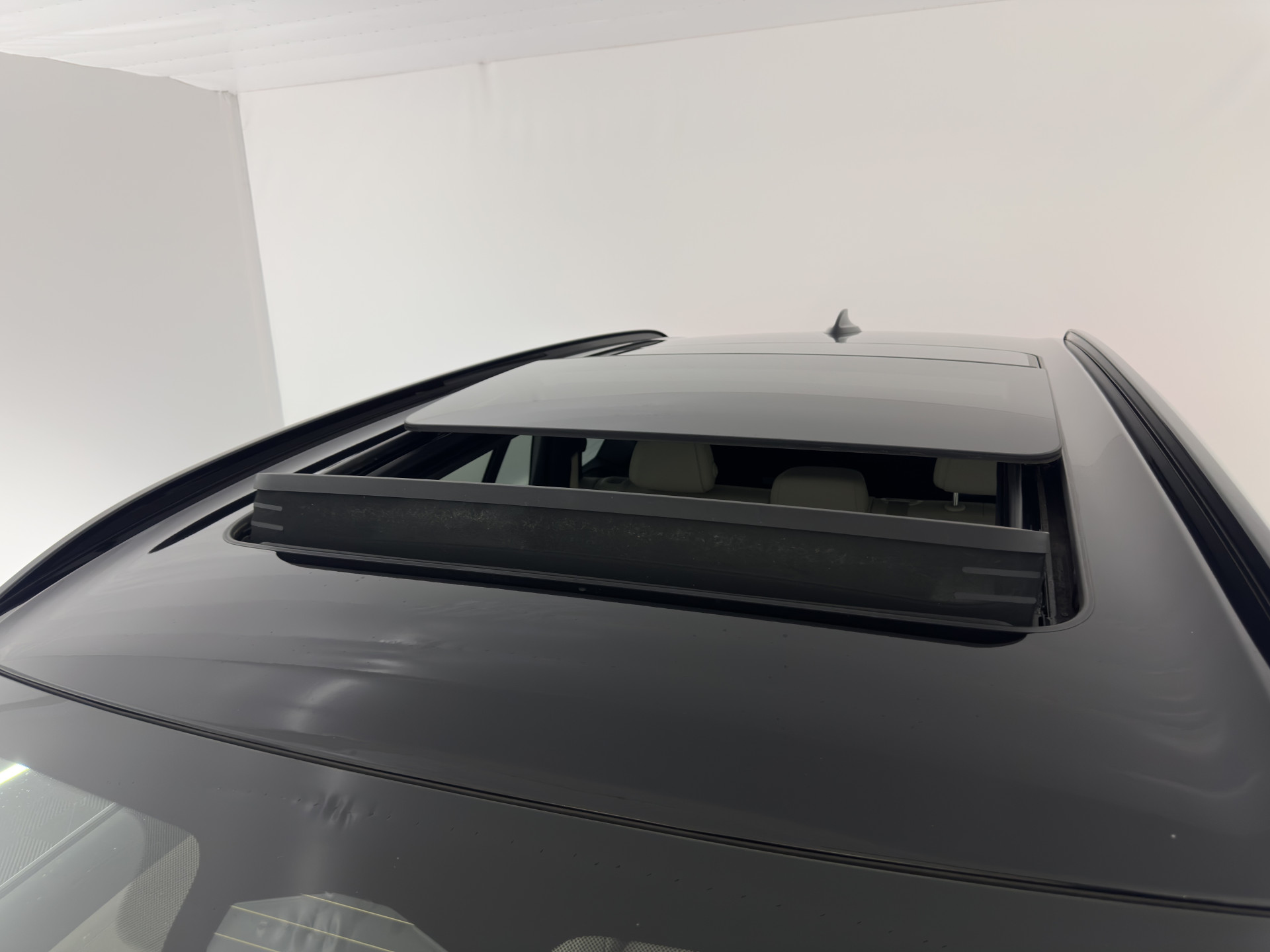 BMW X5 xDrive45e M-Sportpack High Executive (INCL-BTW) Aut. *PANO | LEATHER | HEAD-UP | LASER-LED | SOFT-CLOSE | ADAPTIVE-CRUISE | HIFI-SOUND | BLIND-SPOT | MEMORY-PACK | TOP-VIEW | DIGI-COCKPIT | NAVI-FULLMAP | PRIVACY-GLASS | ...