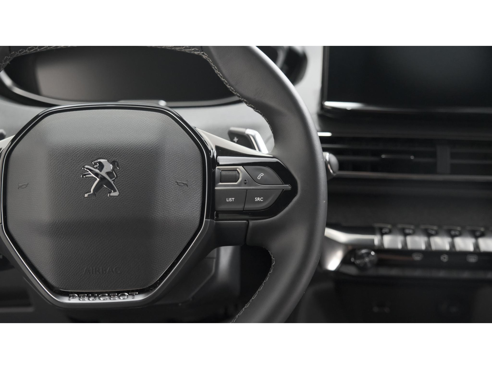 Peugeot 5008 PureTech 130 EAT8 Allure Pack Business | 7 Zitplaatsen | Camera | Dodehoekdetectie | Navigatie | Elektronische Achterklep