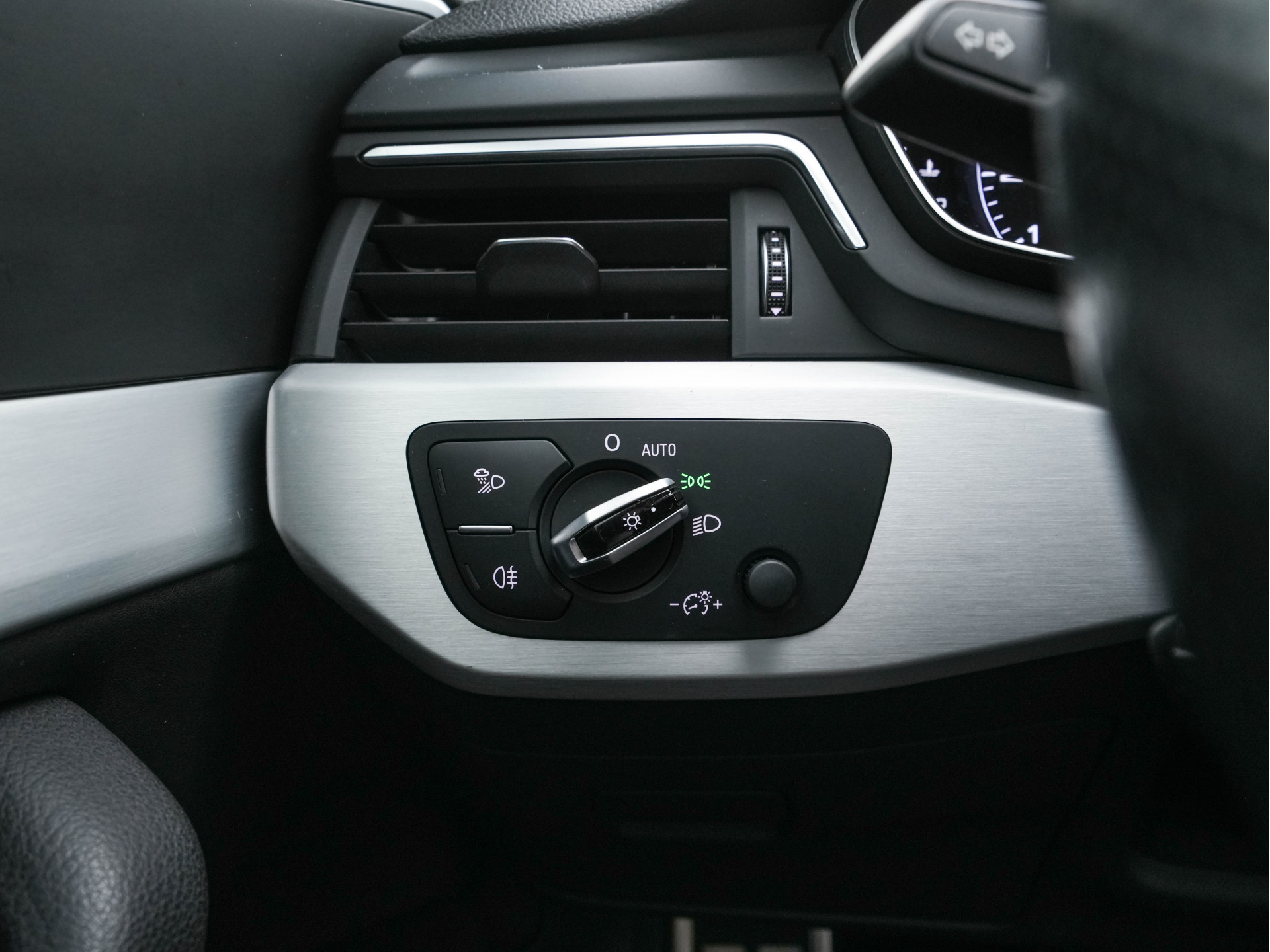 Audi A5 Sportback 1.4 TFSI S-Line Competition Aut. *FULL-LED | LEATHER-FABRIC | SPORT-SEATS | NAVI-FULLMAP | SHIFT-PADDLES | PRIVACY-GLASS | ECC | PDC | CRUISE | 18''ALU*