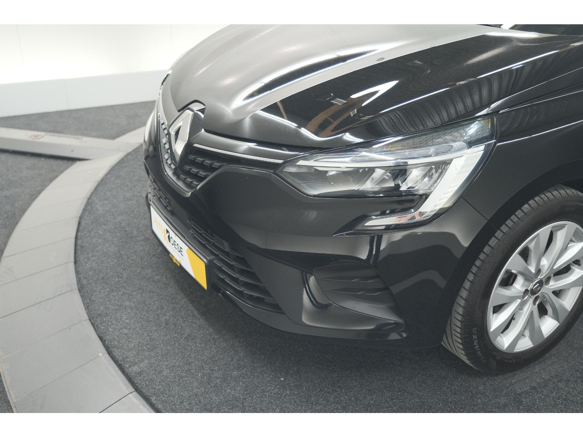Renault Clio TCe 90 Equilibre | Parkeersensoren | Apple Carplay | Cruise Control