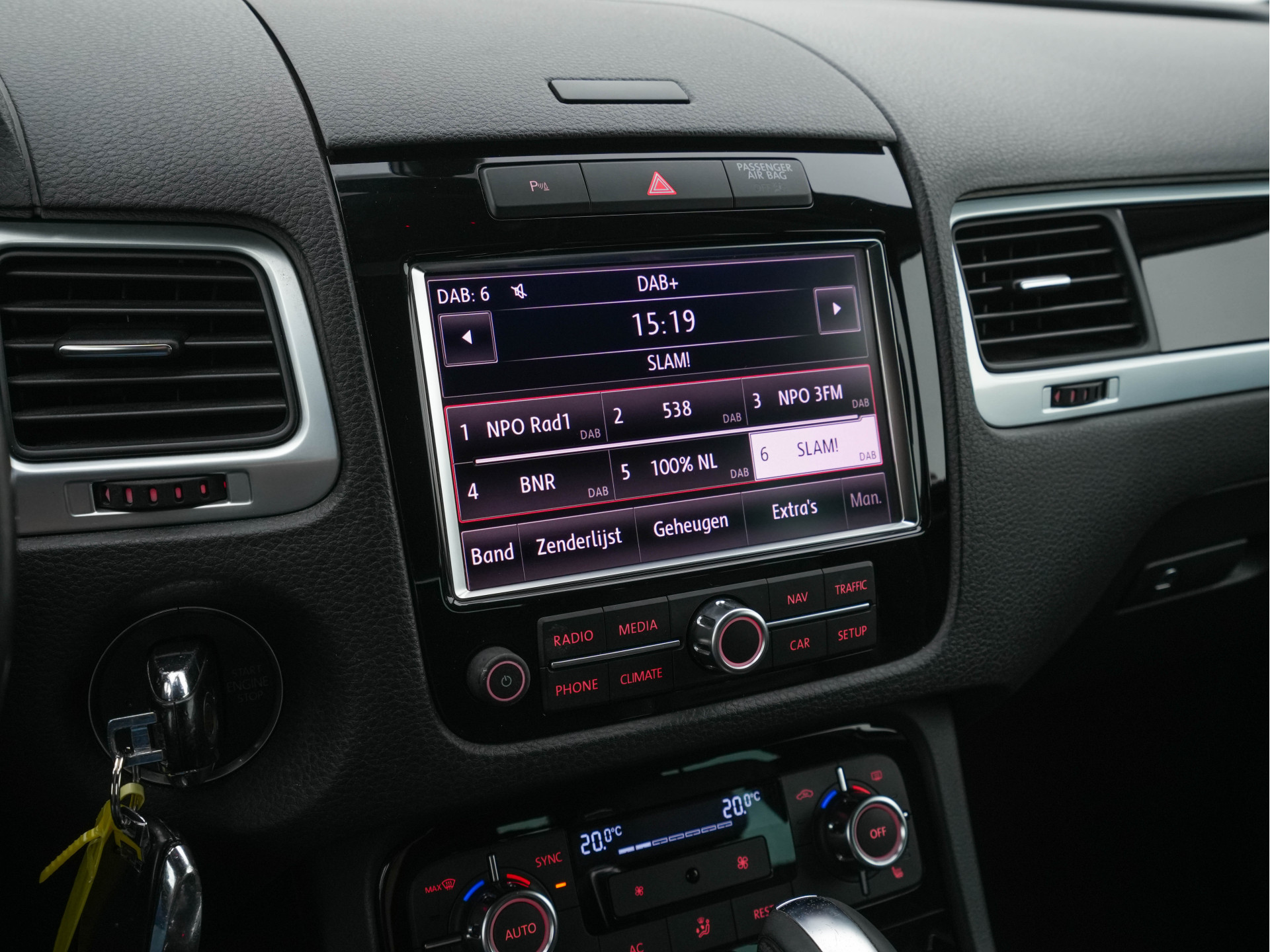 Volkswagen Touareg 3.0 TDI R-line-Sportpack AWD Aut. *FULL-LEATHER | BI-XENON | MEMORY-PACK | DYNAUDIO | AIR-SUSPENSION | NAVI-FULLMAP | COMFORT-SEATS  | ECC | HEATED-SEATS | PDC | CRUISE | TOWBAR | 21''ALU*