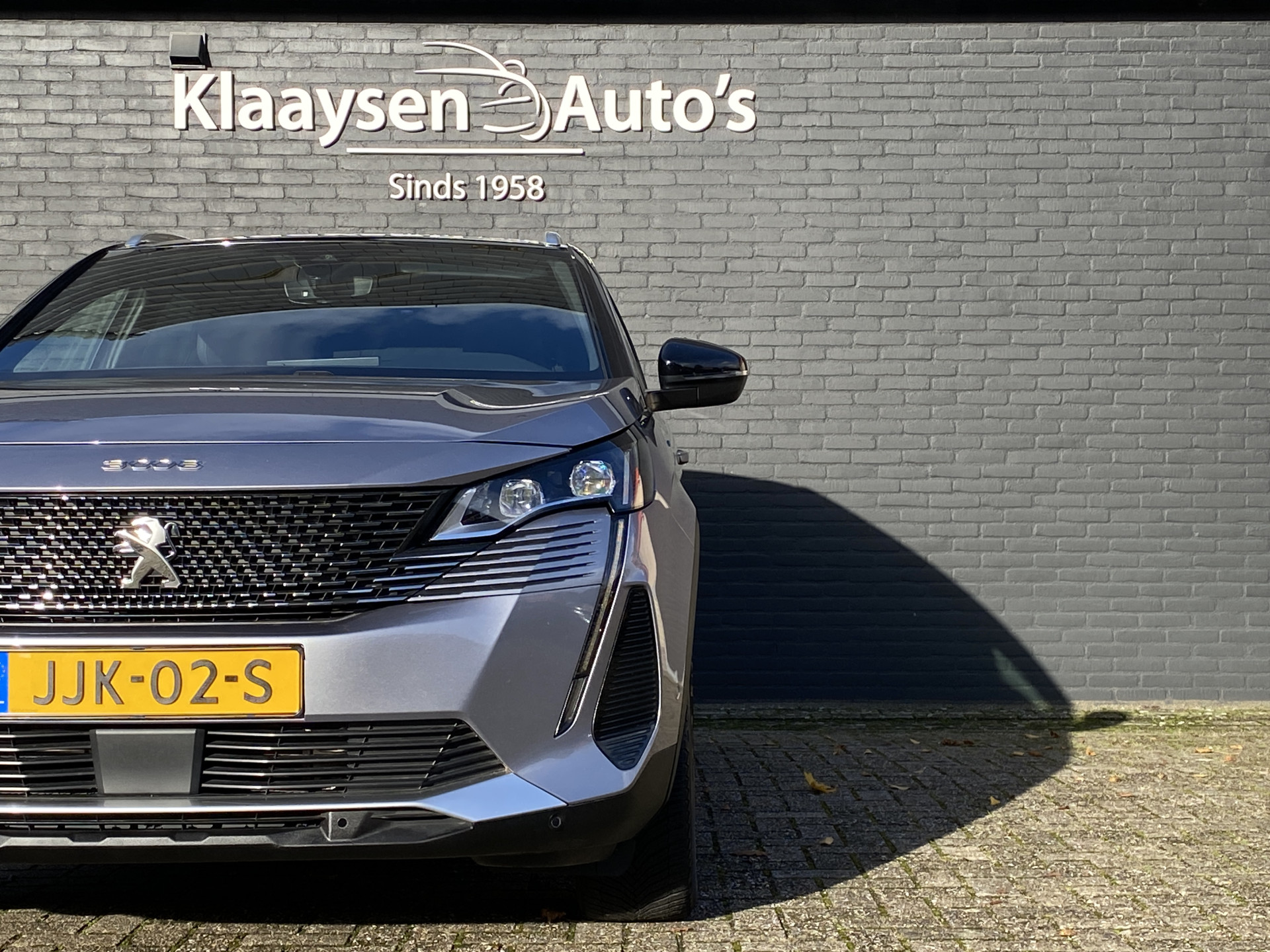Peugeot 3008 1.6 Plug-in Hybrid 4WD 300 pk GT AUT. | 1e eigenaar | carplay | panoramadak | navigatie | 3D cockpit | 2 laadkabels | BTW