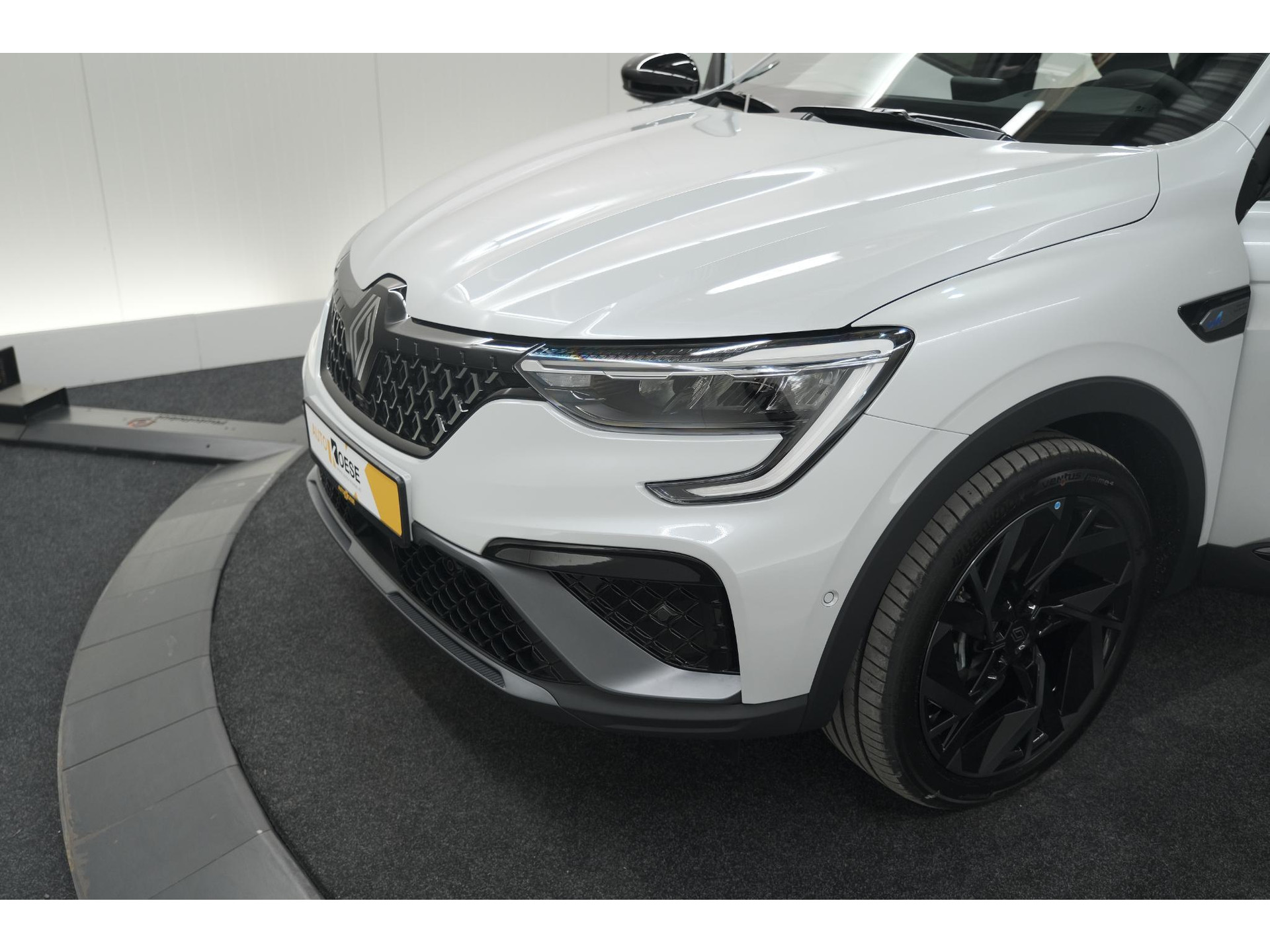 Renault Arkana 1.6 E-Tech hybrid 145 Esprit Alpine | 360 Camera | Adaptieve Cruise Control | Pack Winter | Dodehoekdetectie