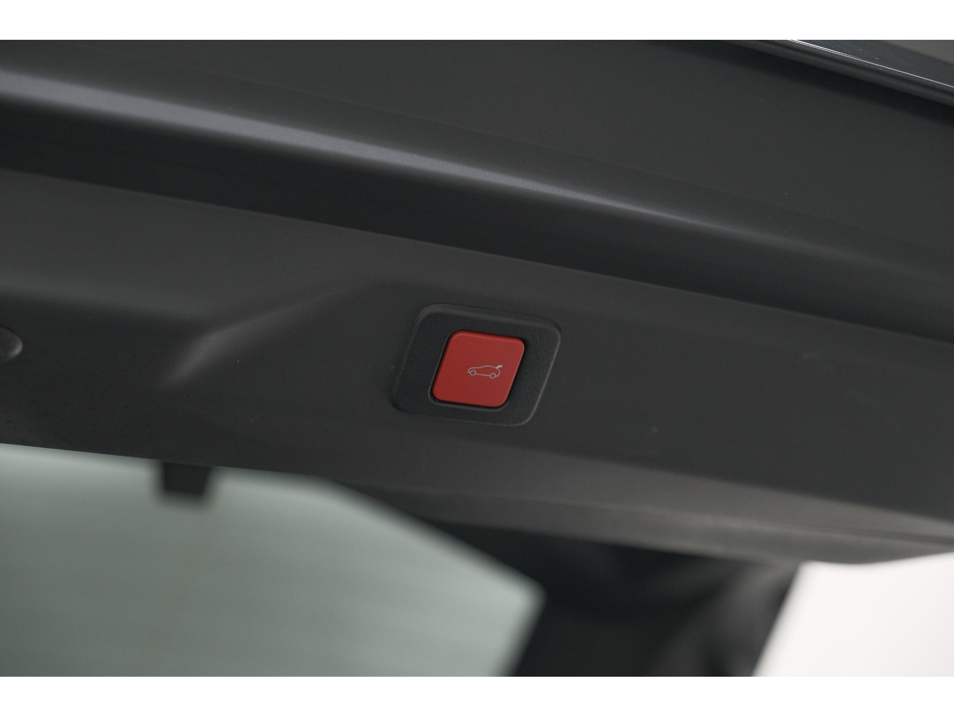 Peugeot 3008 1.2 Hybrid 136 GT | Pack Winter | Camera | Adaptieve Cruise Control | Elektrische Kofferklep