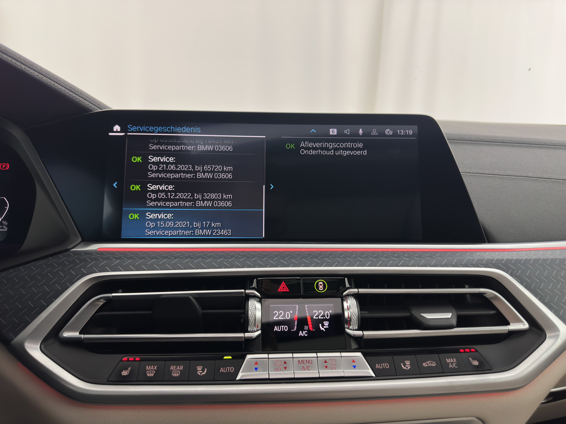 BMW X5 xDrive45e M-Sportpack High Executive (INCL-BTW) Aut. *PANO | LEATHER | HEAD-UP | LASER-LED | SOFT-CLOSE | ADAPTIVE-CRUISE | HIFI-SOUND | BLIND-SPOT | MEMORY-PACK | TOP-VIEW | DIGI-COCKPIT | NAVI-FULLMAP | PRIVACY-GLASS | ...