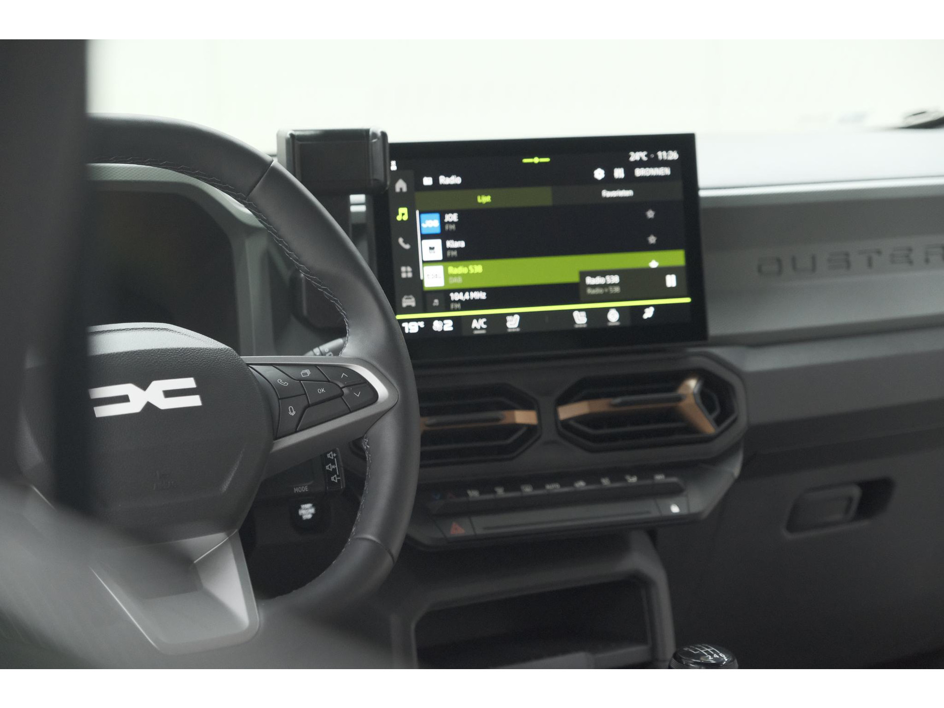 Dacia Duster Mild Hybrid 130 Extreme | Camera | Apple Carplay | Parkeersensoren | Stuurwielverwarming