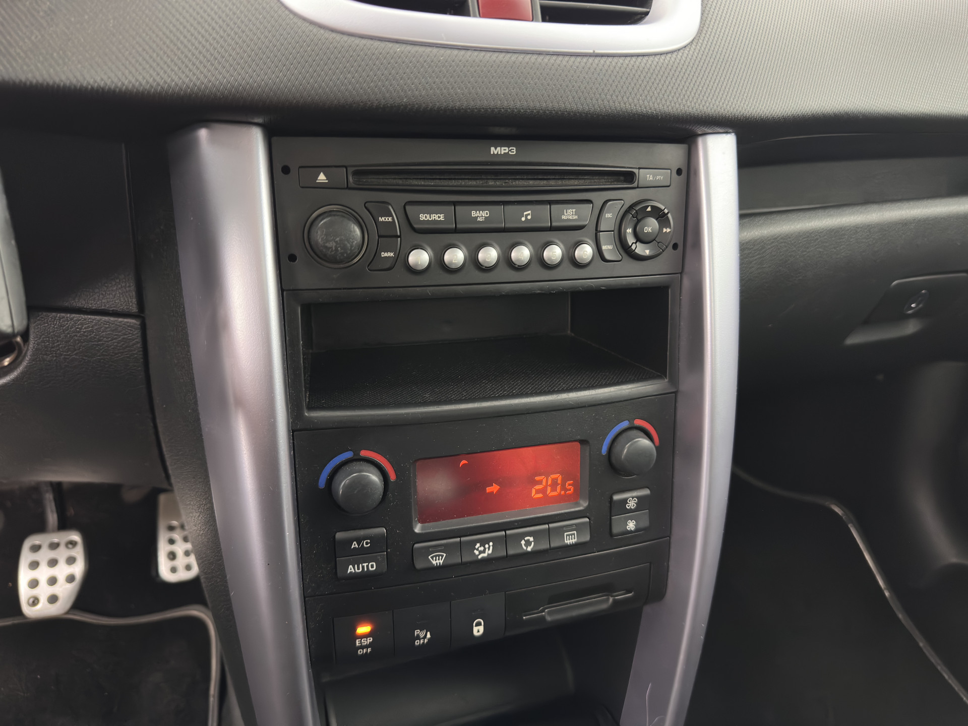 Peugeot 207 CC 1.6 VTi Pack Sport *HEATED-SPORTSEATS | ECC | RADIO/CD-MP3 | AIRSCARF | 17''ALU*