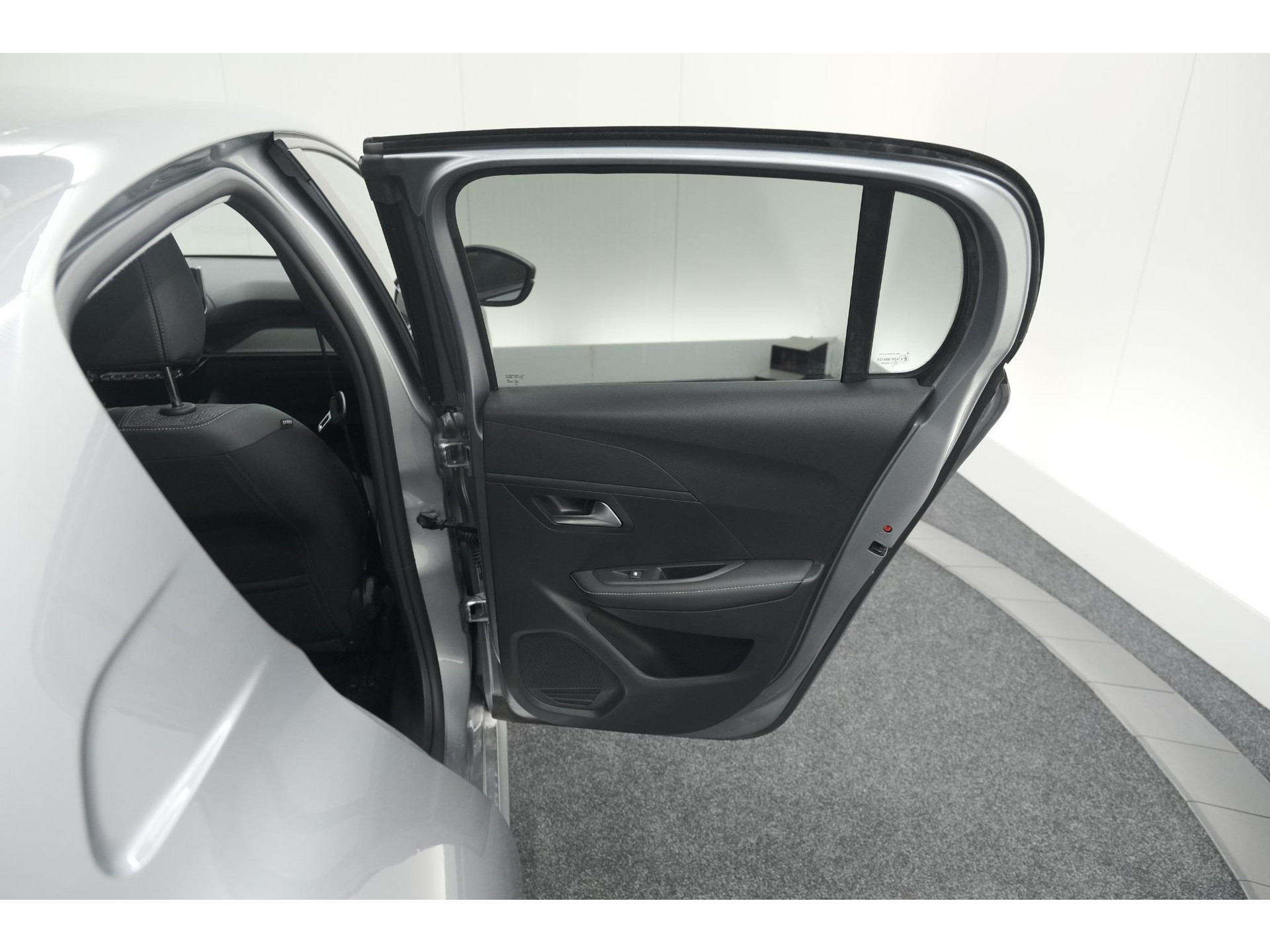 Peugeot 208 PureTech 100 Allure | 360 Camera | Dodehoekdetectie | Apple Carplay