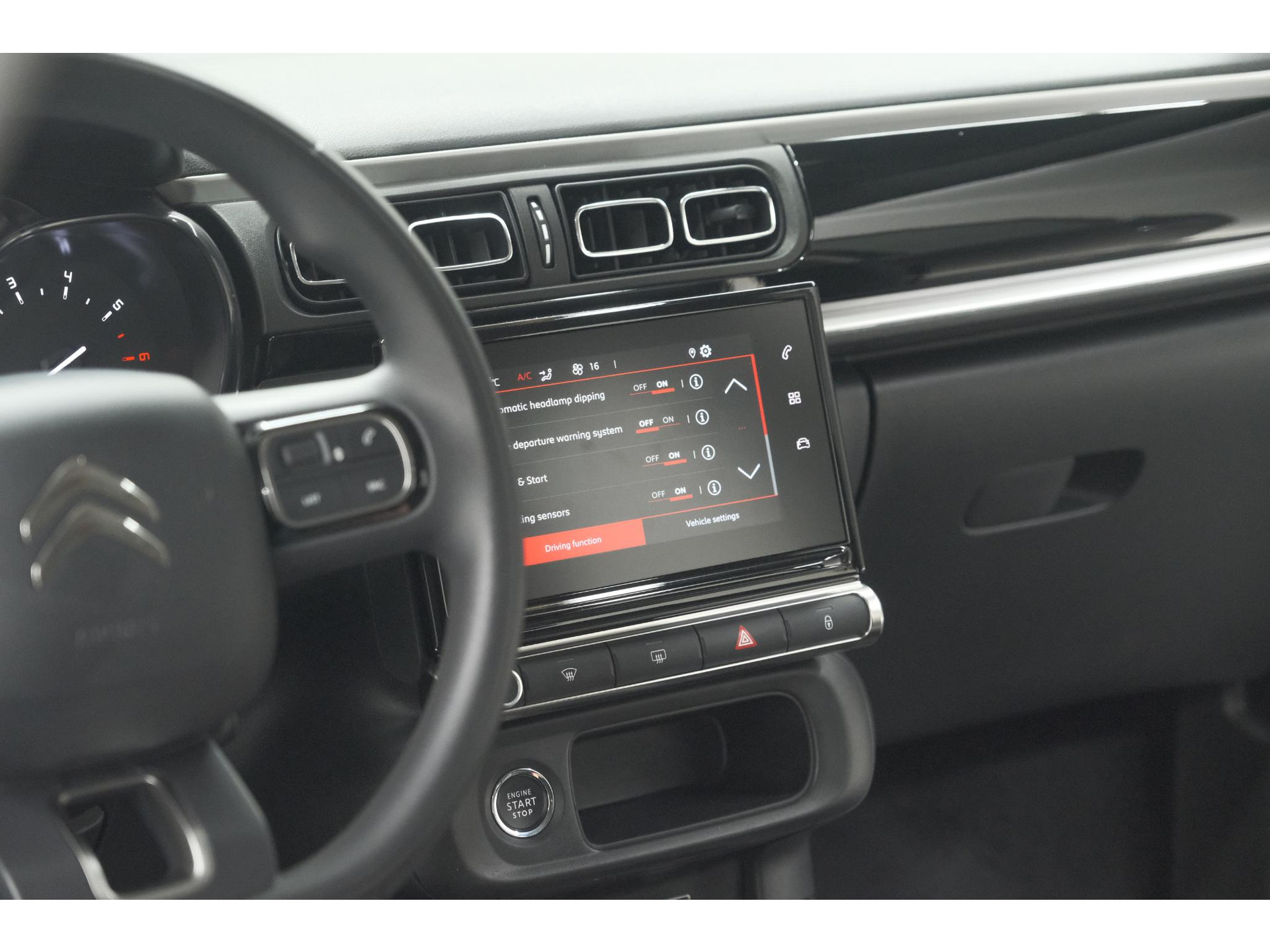 Citroen C3 PureTech 110 EAT6 Max | Apple Carplay | Parkeersensoren | Climate Control | 16 Inch Lichtmetalen Velgen