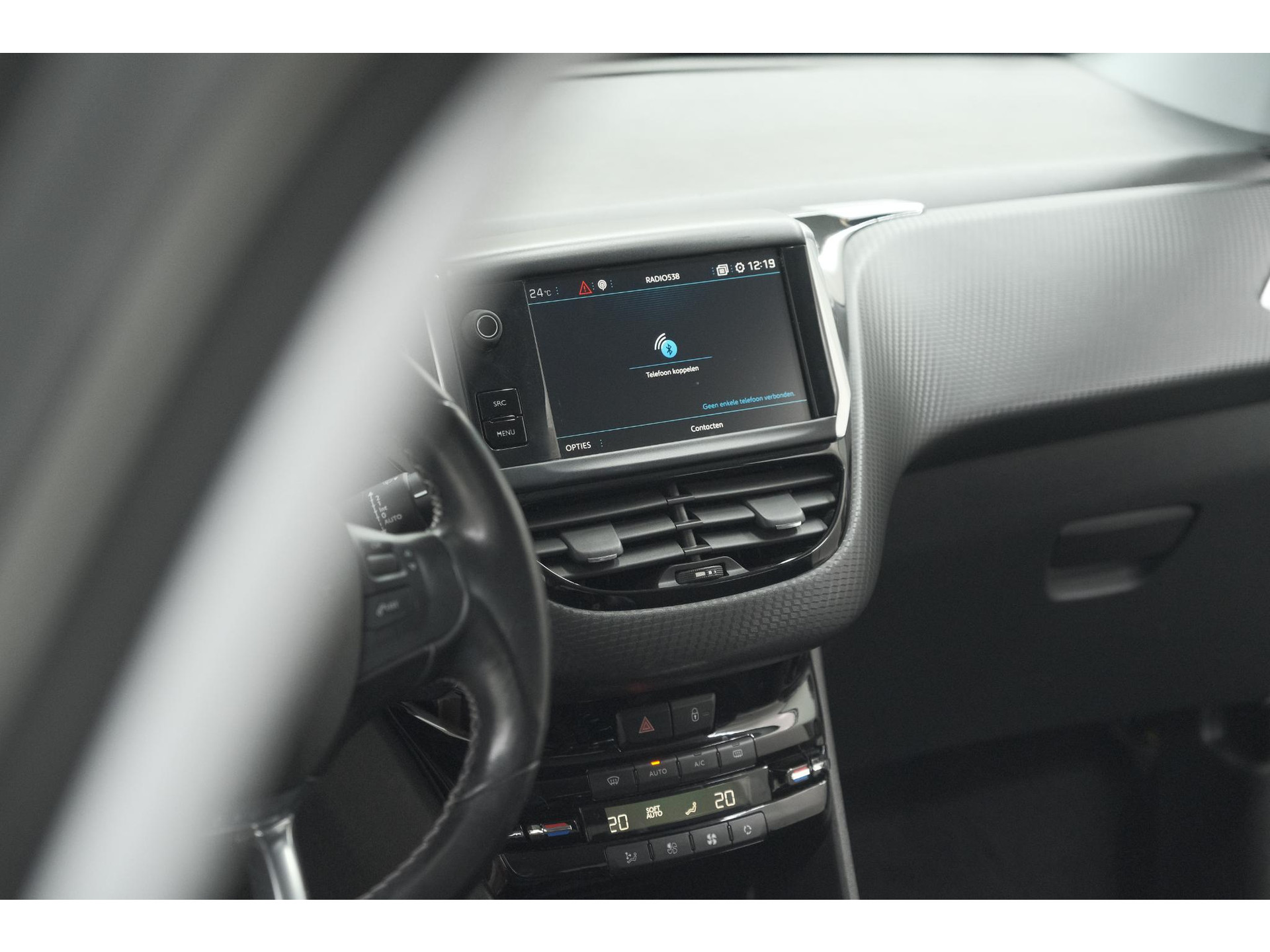 Peugeot 2008 PureTech 130 Allure | Camera | Apple Carplay | Parkeersensoren | Navigatie
