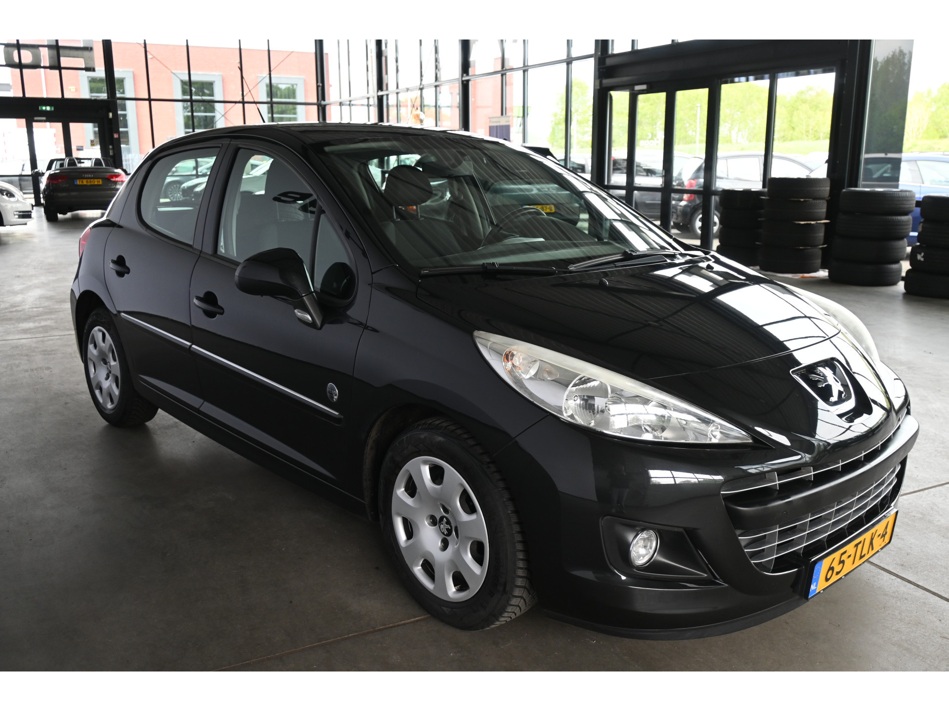 Peugeot 207 1.4 VTi Urban Move Airco Cruise Control Trekhaak All in Prijs! Inruil Mogelijk!