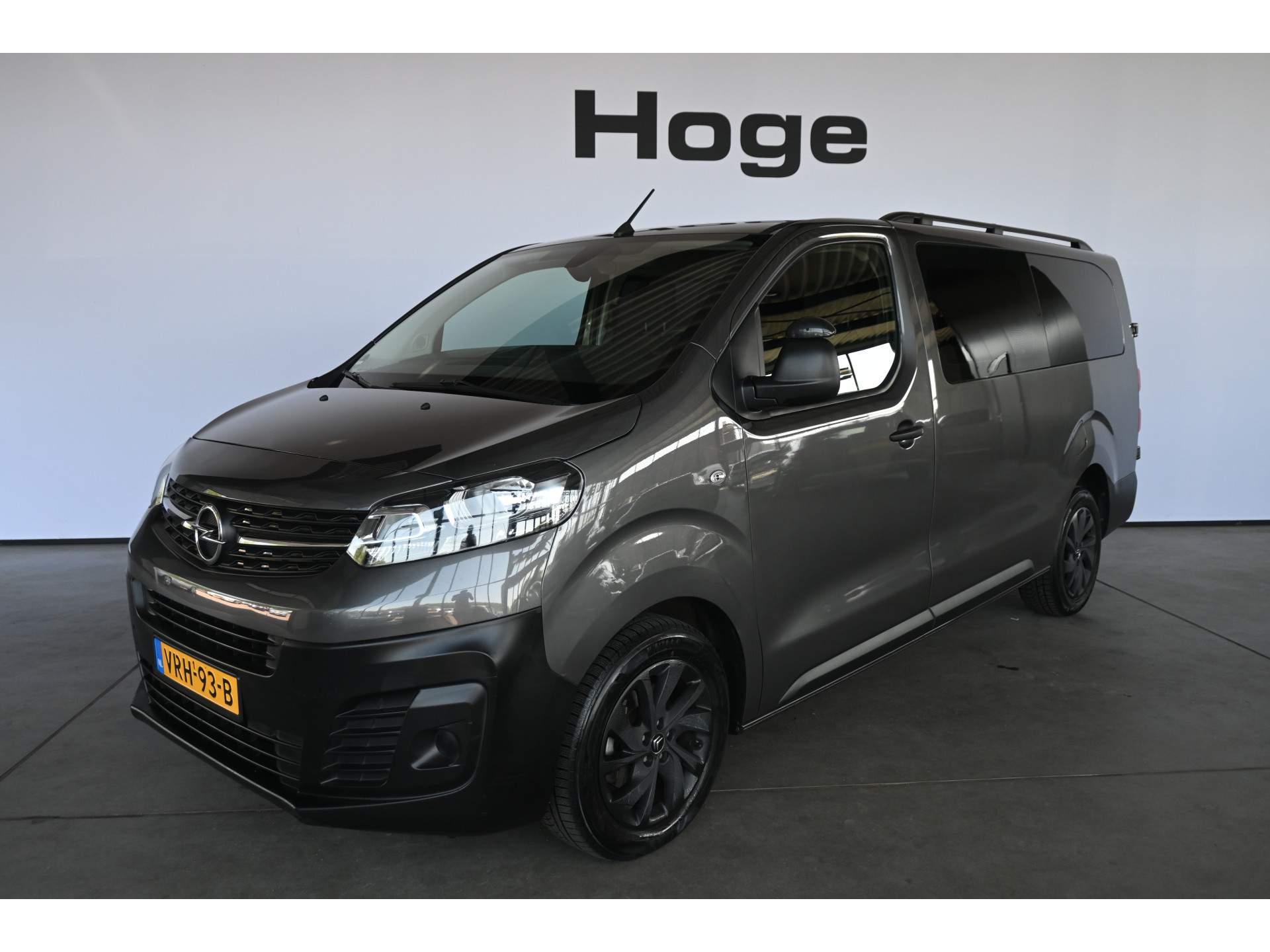 Opel Vivaro 1.5 CDTI L3H1 Edition 6 Persoons Airco Navigatie Trekhaak Cruise Control Rijklaarprijs! Inruil Mogelijk!