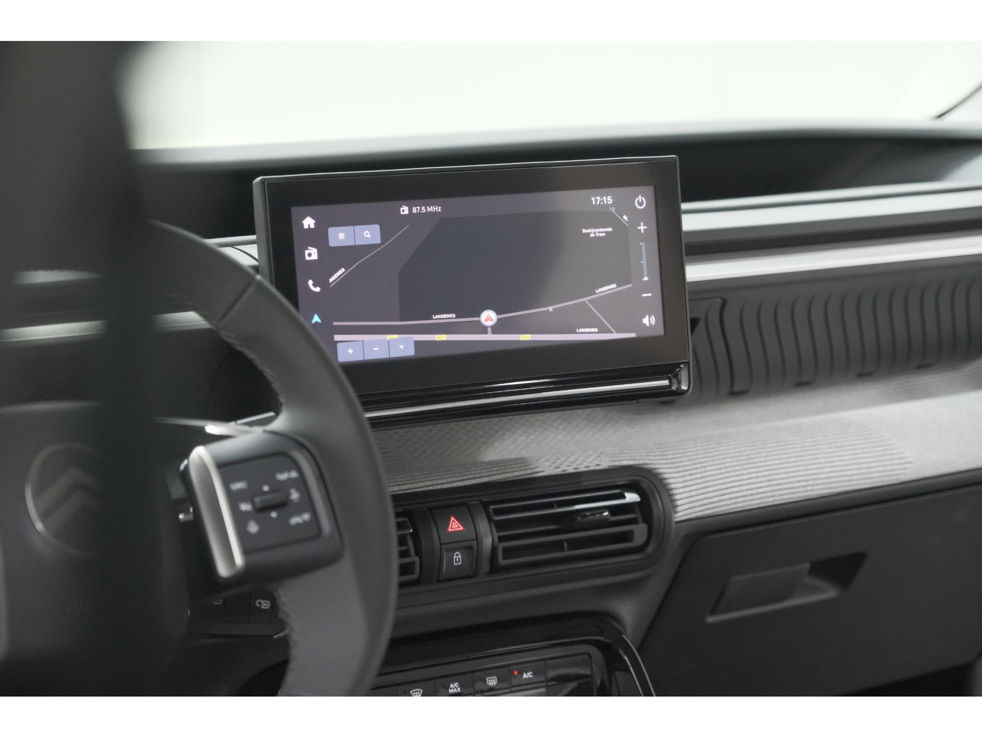 Citroen Ë-C3 Max 113pk 44 kWh | 7 KW Laadfunctie | Camera | Navigatie | Apple Carplay | Parkeersensoren