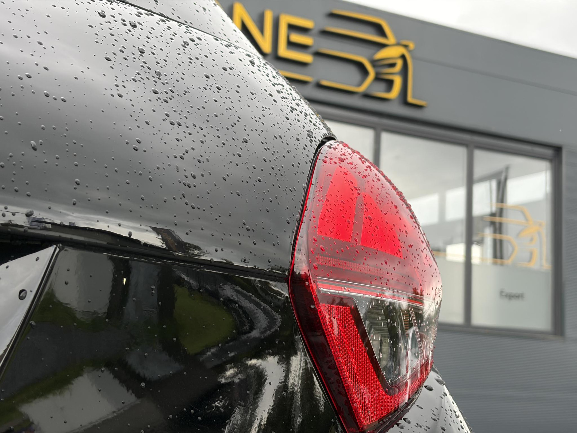 Peugeot 208 1.2 PureTech Signature ✓Net beurt gahad✓Navi✓Carplay✓Lm velgen✓Airco✓Cruise✓5 Deurs✓Pdc✓5 Deurs✓Lm velgen✓N.A.P✓Apk tot 04-2027