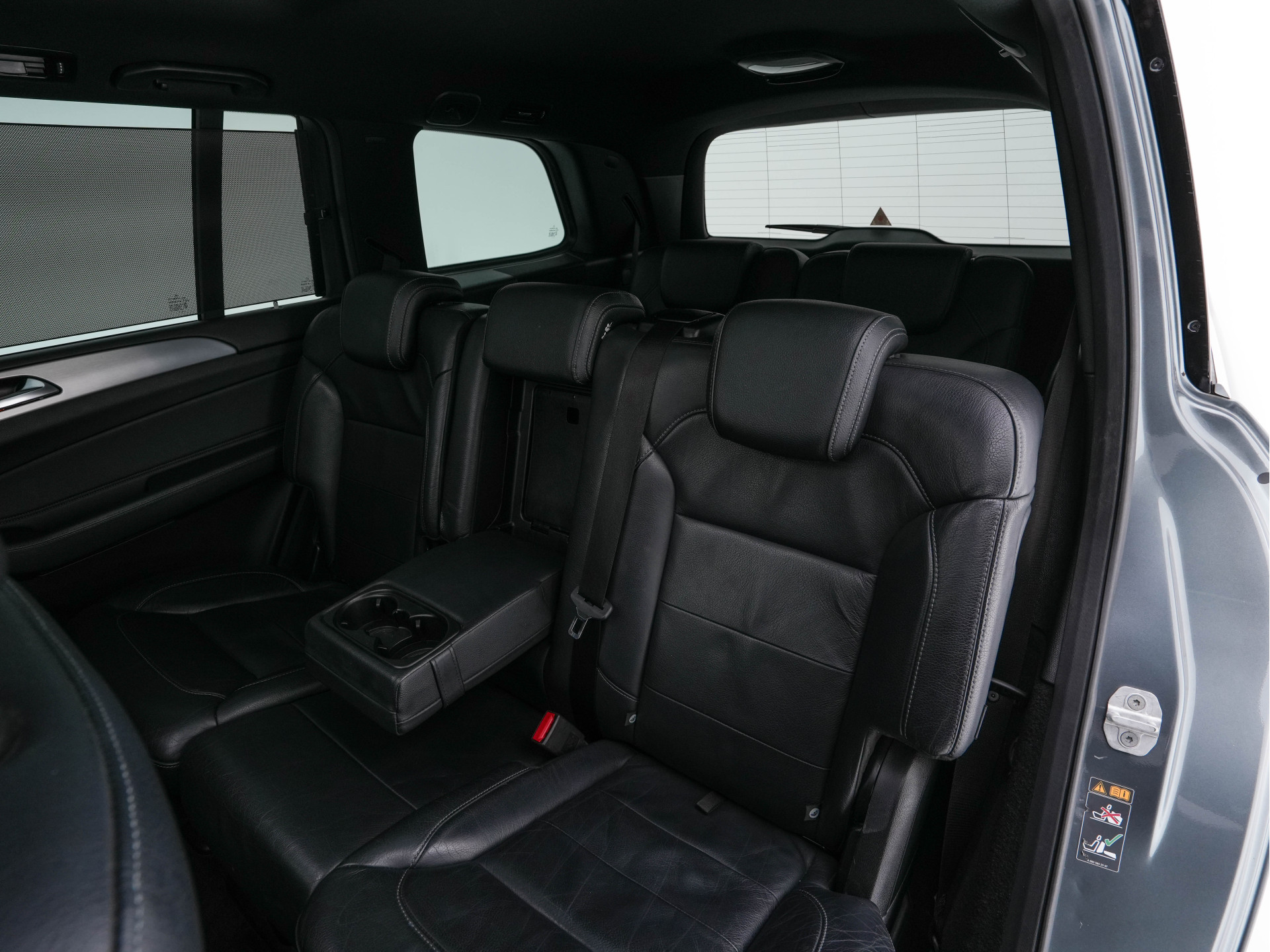 Mercedes-Benz GLS 350 d 4MATIC AMG-Line [ 7-Pers ] *PANO | LEATHER | FULL-LED | DISTRONIC | NAVI-FULLMAP | HEAT/COLD-COMFORTSEATS | BLINDSPOT | MEMORY-PACK | HARMAN/KARDON | TOPVIEW | KEYLESS | SHIFTPADDLES | PRIVACY-GLASS | TOWBAR | 21''ALU*