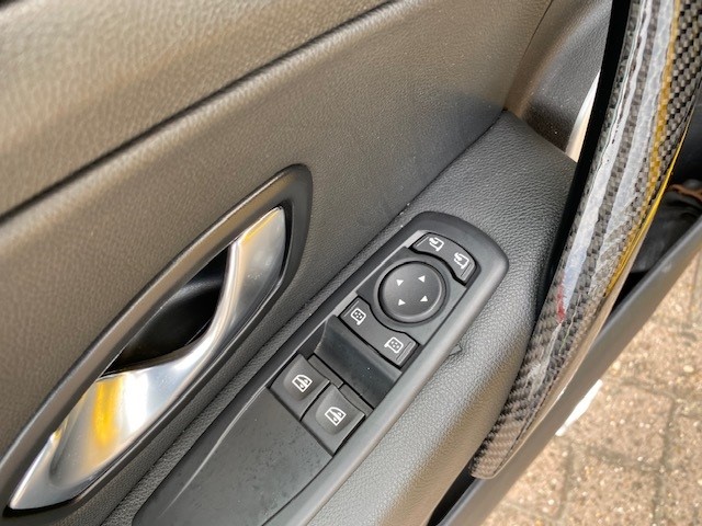 Renault Mégane RS TROPHY 280PK NR.167 TRACK TOOL / SPER DIF / SPORTUITLAAT / SPARCO SPORTSTOELEN / SHORT SHIFTER