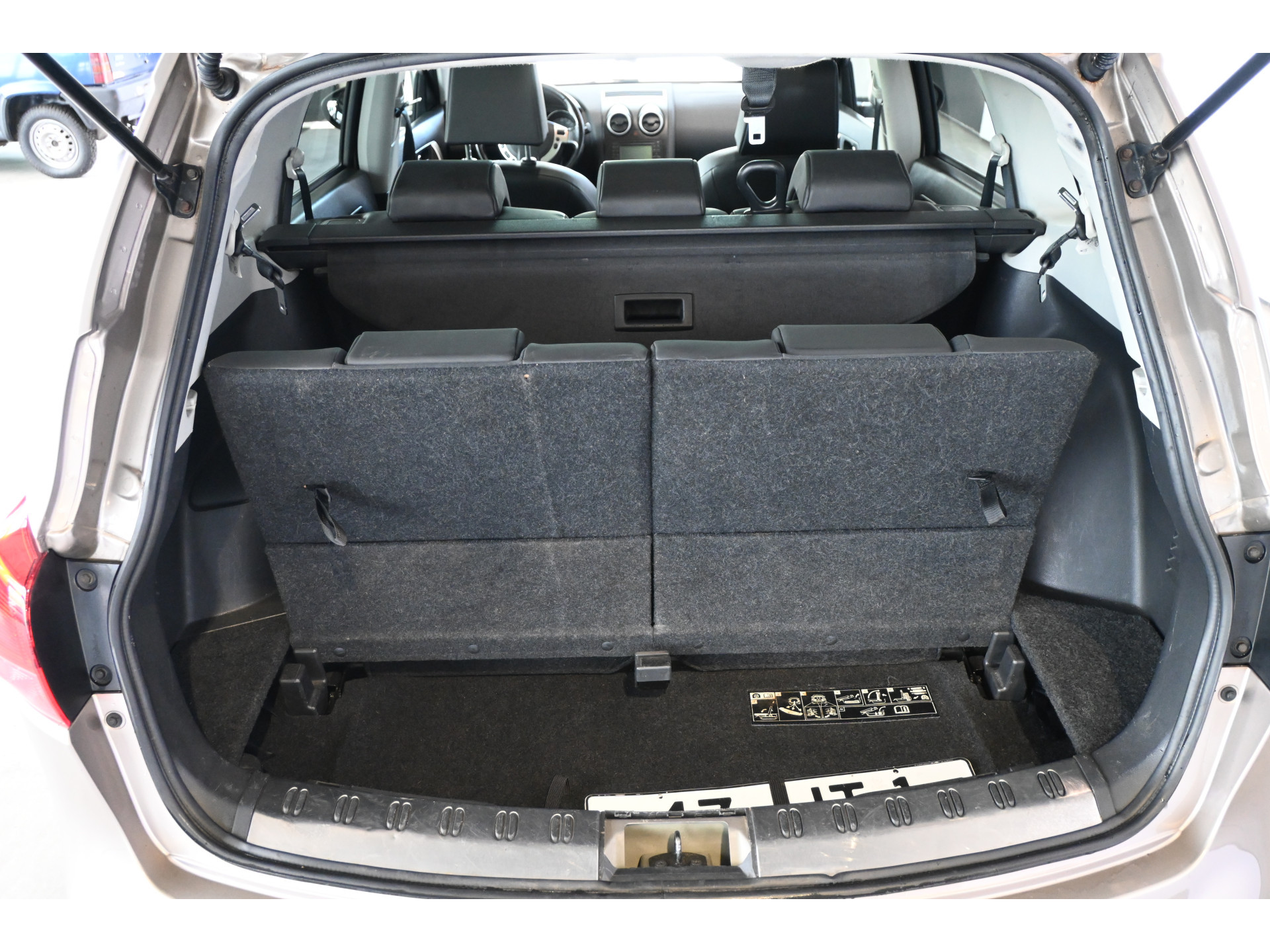 Nissan Qashqai +2 2.0 Tekna 4WD Automaat Clima Panoramadak 7-Persoons Navigatie Licht metaal Inruil mogelijk