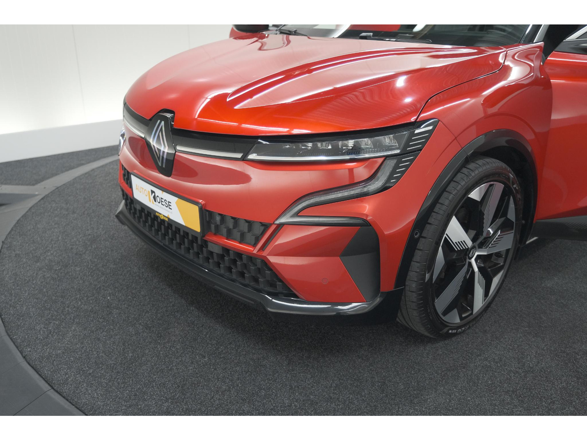 Renault Megane E-Tech EV60 220 Charge Techno | Adaptieve Cruise Control | Winterpakket | Dodehoekdetectie | Harman Kardon
