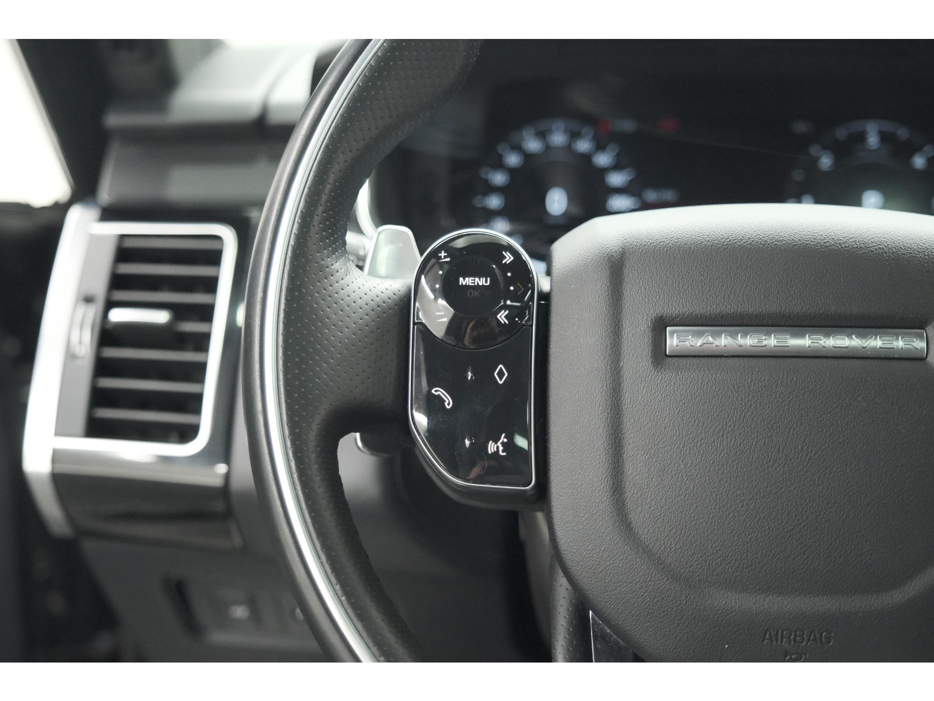 Land Rover Range Rover Sport 3.0 SDV6 HSE Dynamic 3500kg trekgewicht - BTW - Zwart/Zwart