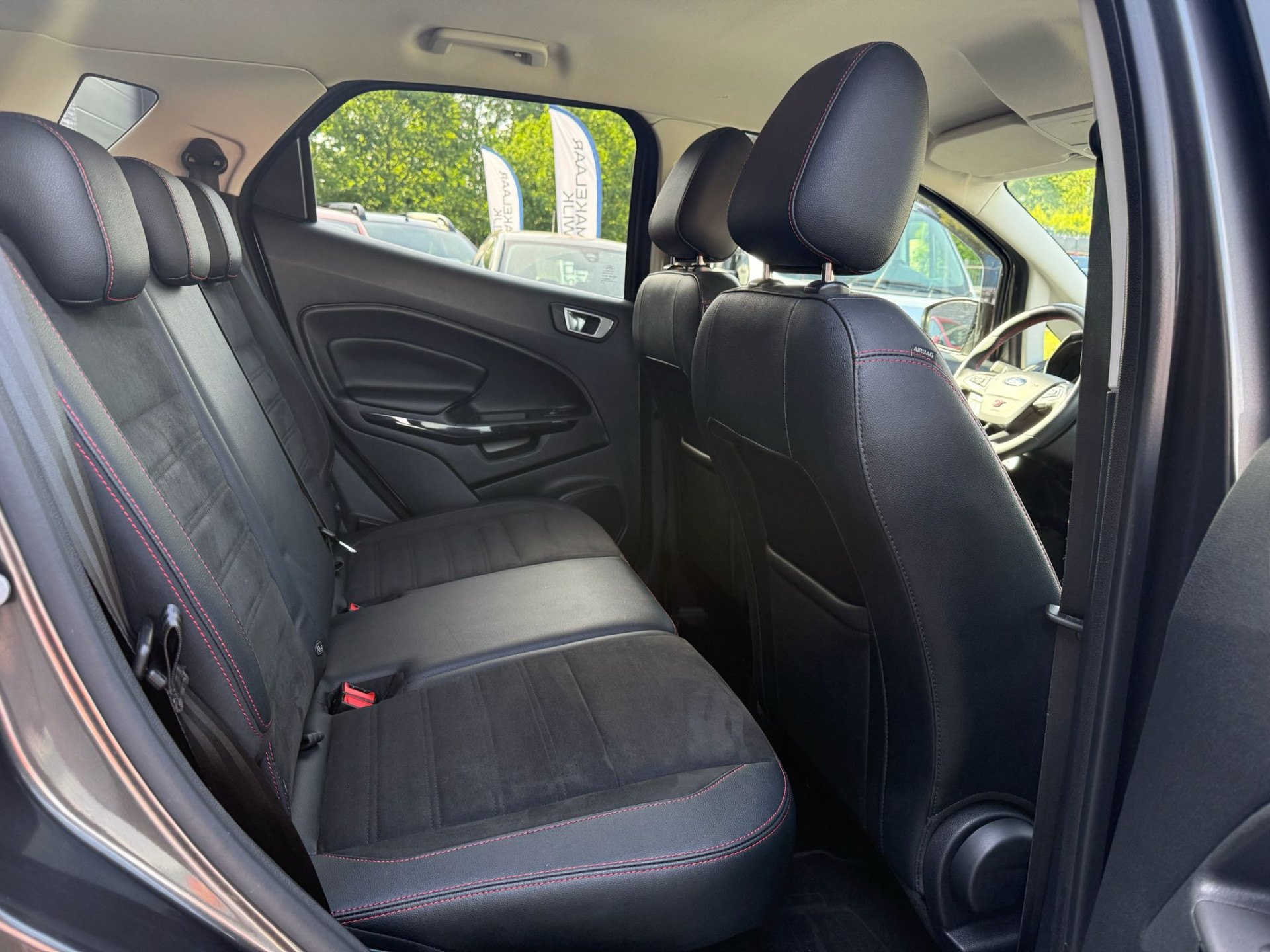 Ford EcoSport 1.0 EcoBoost ST-Line Black | 1E EIGENAAR | 3/6/12MND GARANTIE | CRUISE | SFEERVERLICHTING |  STOELVERWARM. | CARPLAY |