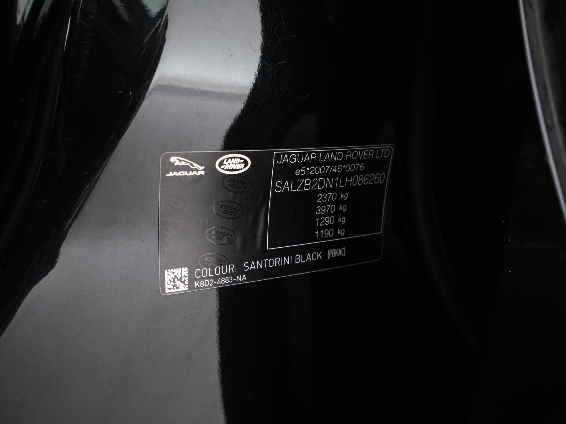 Land Rover Range Rover Evoque 2.0 D150 R-Dynamic *PANO | LEATHER | FULL-LED | NAVI-FULLMAP | CAMERA | KEYLESS | ECC | TOPVIEW | CARPLAY | HEATED-COMFORTSEATS | PDC | CRUISE | PRIVACY-GLASS | 20''ALU*