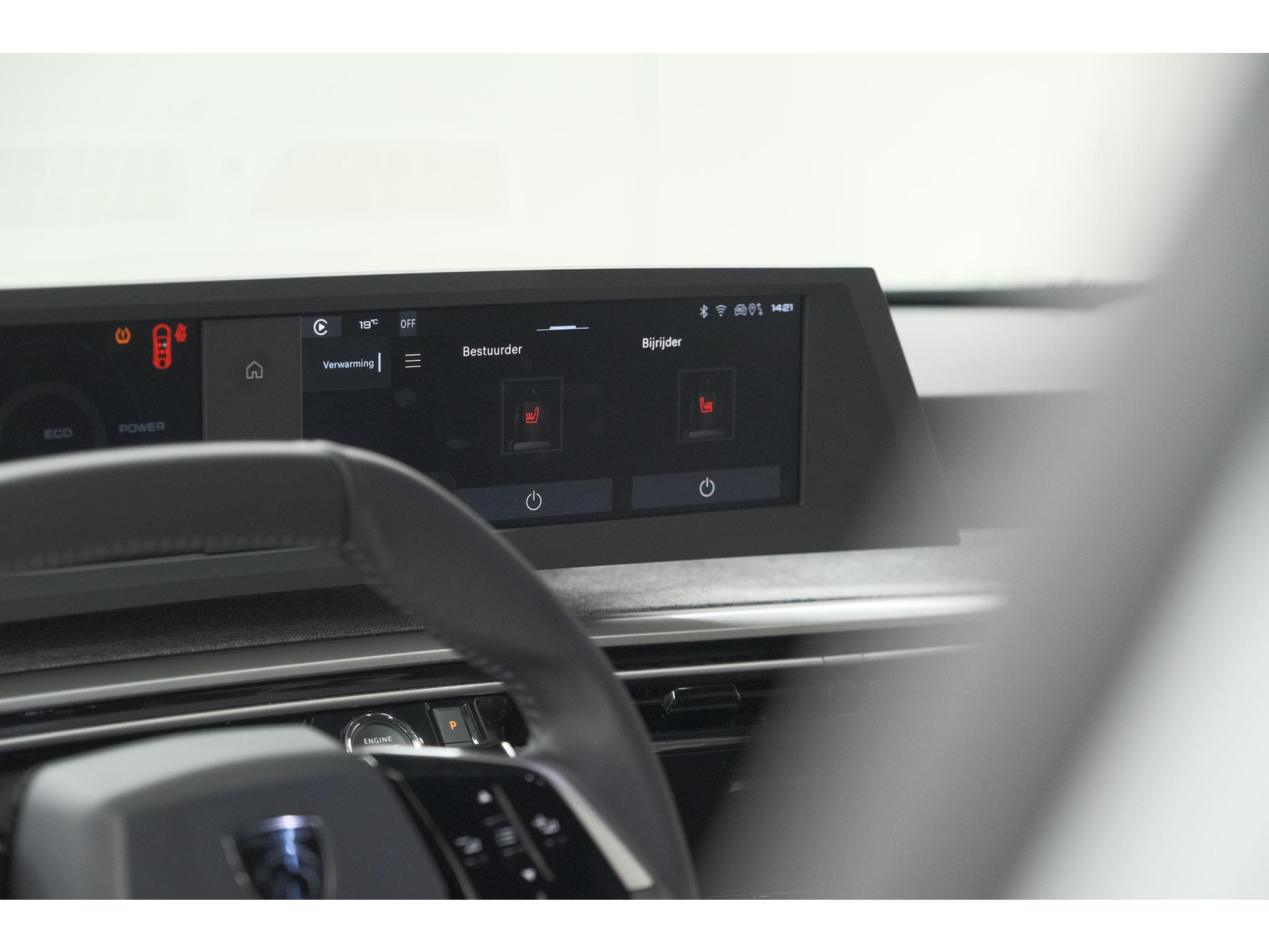 Peugeot 3008 136 Hybrid e-DCS6 Allure | Stoelverwarming | Camera | Apple Carplay