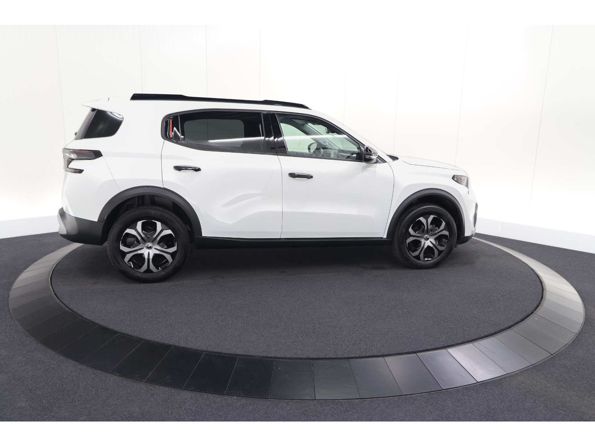 Citroen C3 Aircross 1.2 Turbo 100pk Plus | Camera | Parkeersensoren | Apple Carplay