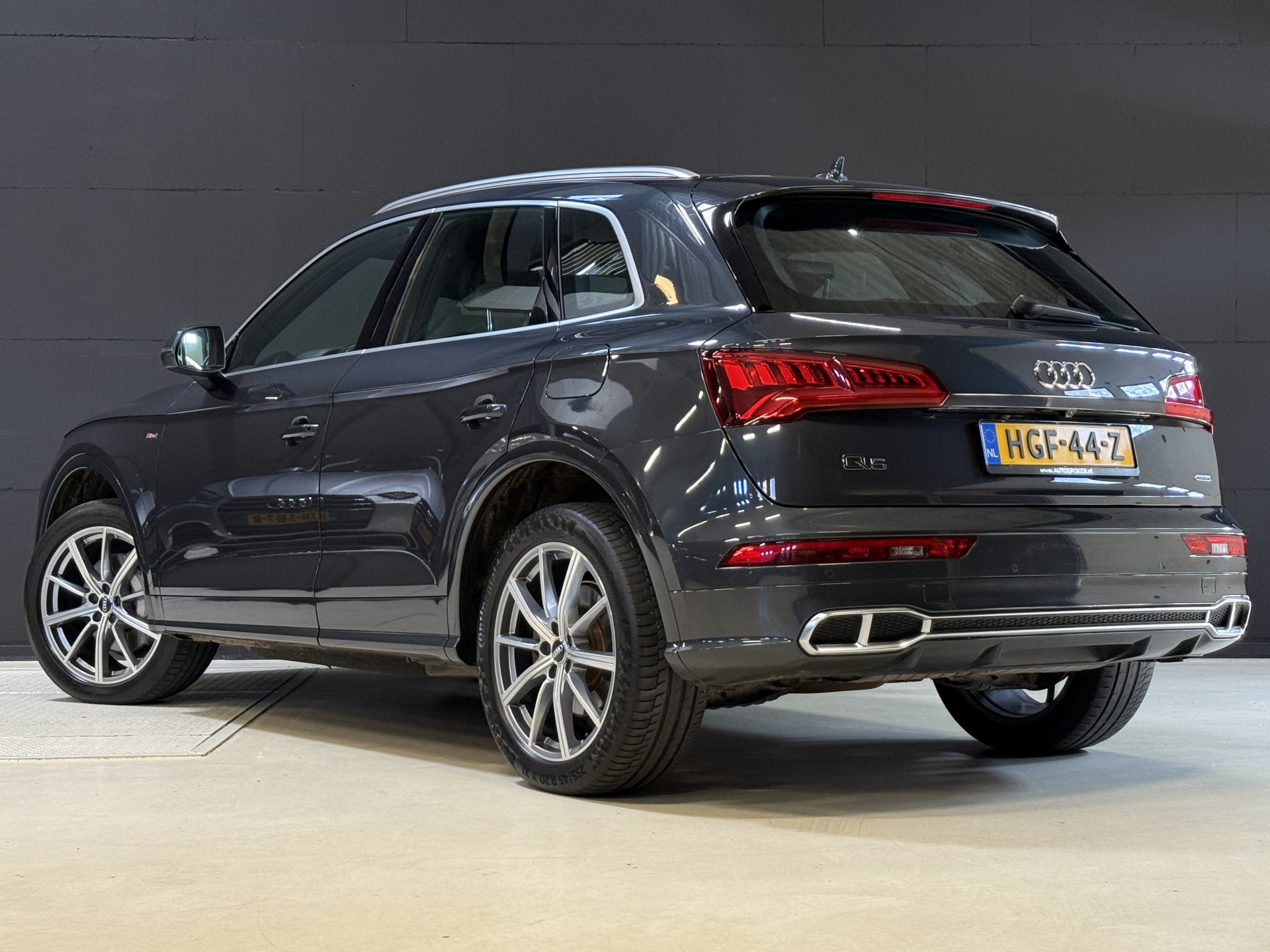 Audi Q5 55 TFSI e quattro Competition | Apple Carplay | 2x S-Line | Stoelverwarming