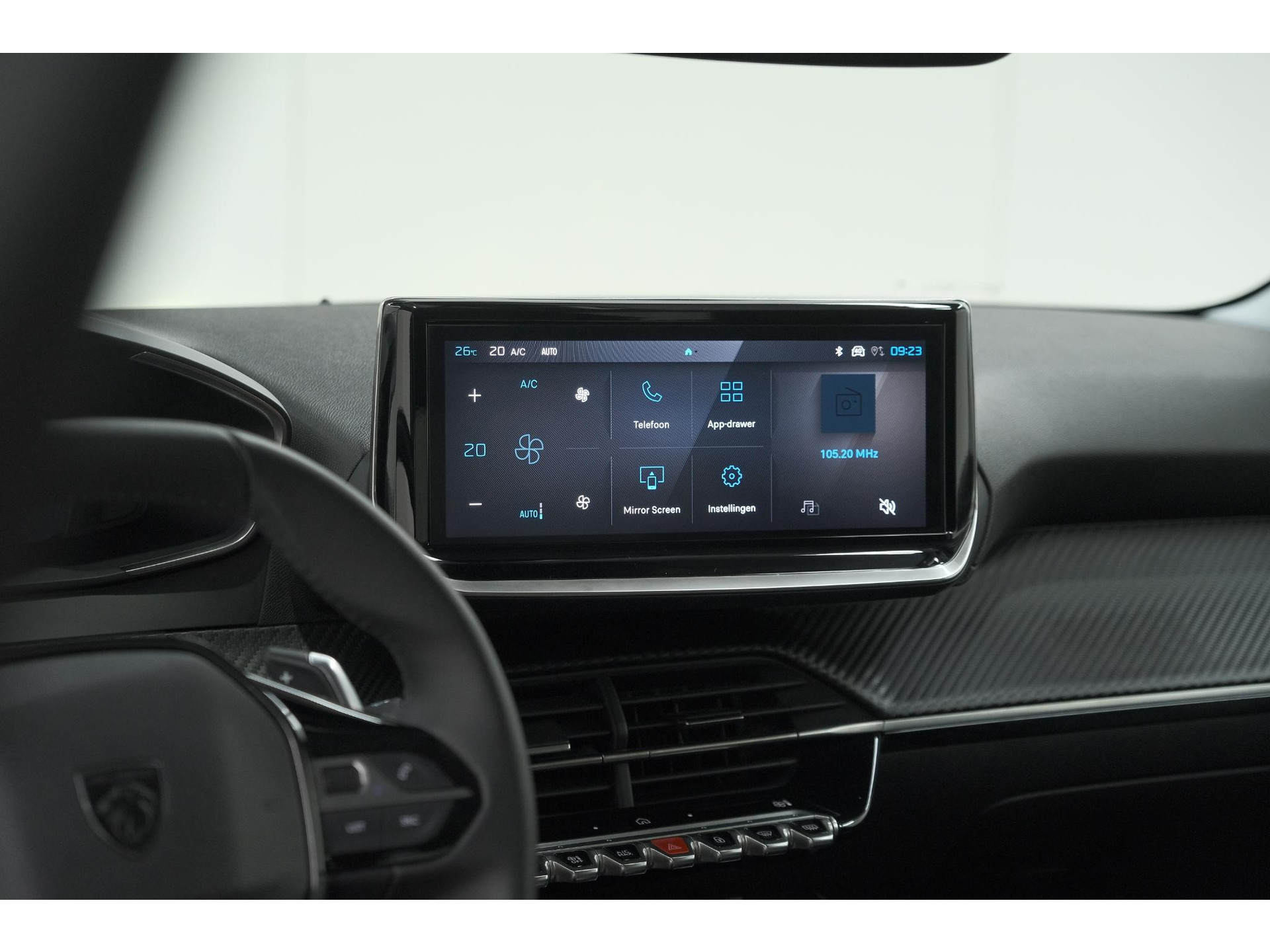 Peugeot 208 1.2 Hybrid 110 e-DCS6 Allure | Apple Carplay | Parkeersensoren Voor + Achter | Climate Control
