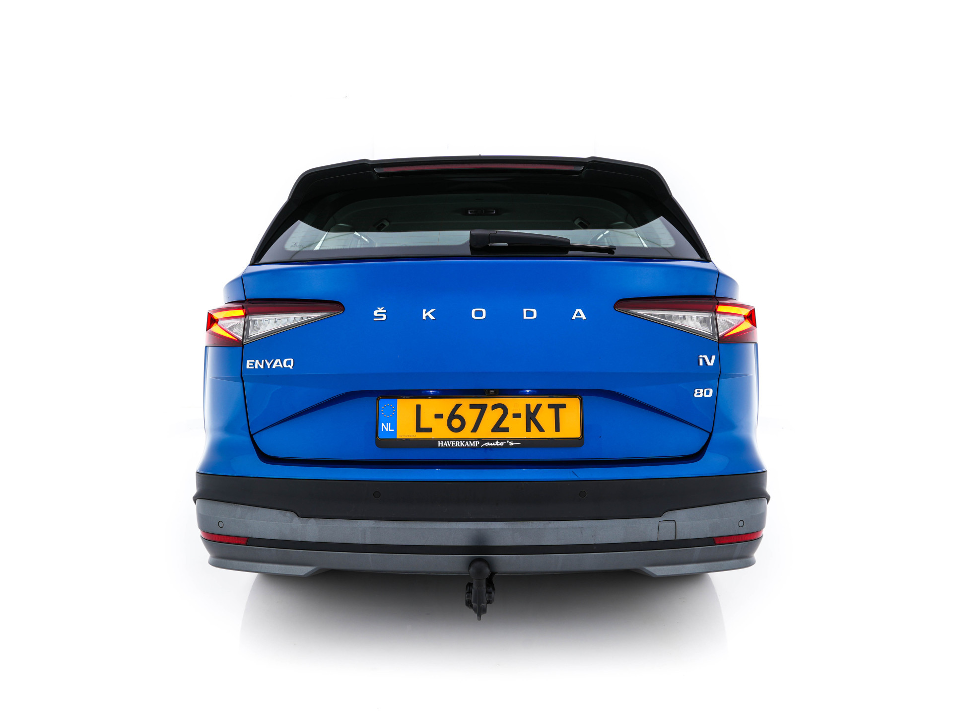 ŠKODA Enyaq iV 80 [ 3-Fase ] {SOH-88% } (INCL-BTW) *LEATHER-FABRIC | FULL-LED | DIGI-COCKPIT | CAMERA | KEYLESS | NAVI-FULLMAP | AMBIENT-LIGHT | ECC | HEATED-COMFORTSEATS | DAB+ | PDC | CRUISE | CARPLAY | TOWBAR | 19"ALU*