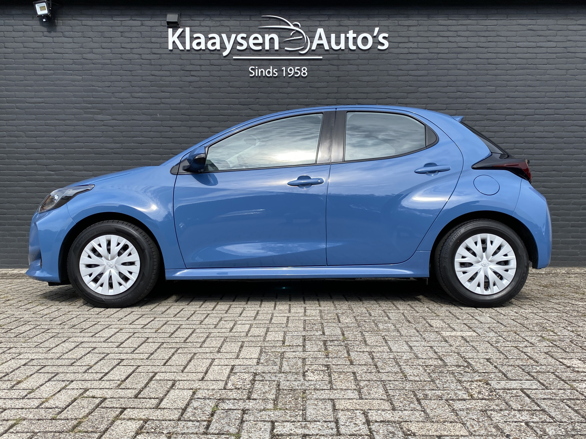 Toyota Yaris 1.0 VVT-i Active | 1e eigenaar | apple carplay/android auto | trekhaak | camera | adaptieve cruise | BTW