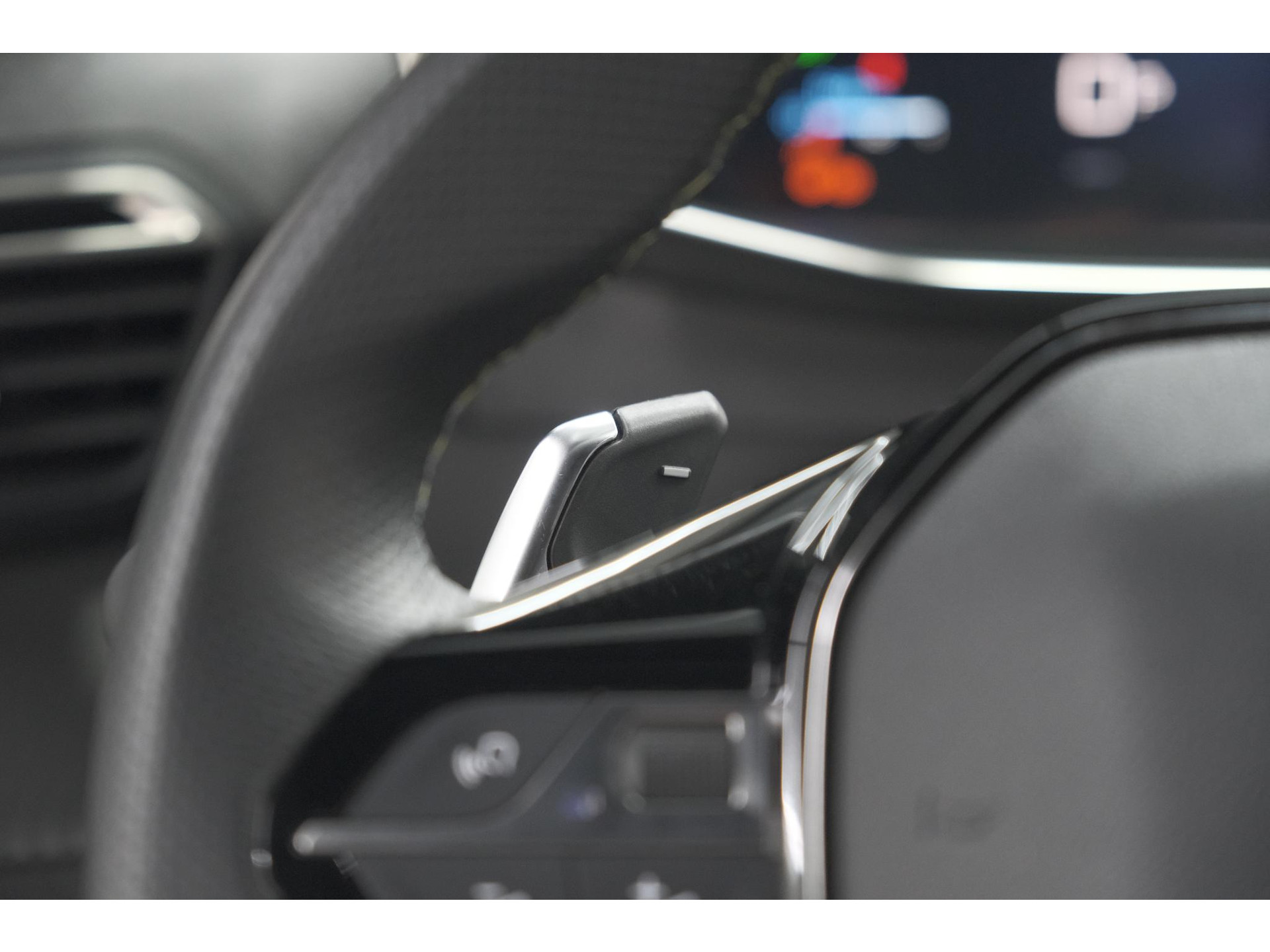 Peugeot 2008 1.2 Hybrid 145 GT | Camera | Apple Carplay | Parkeersensoren