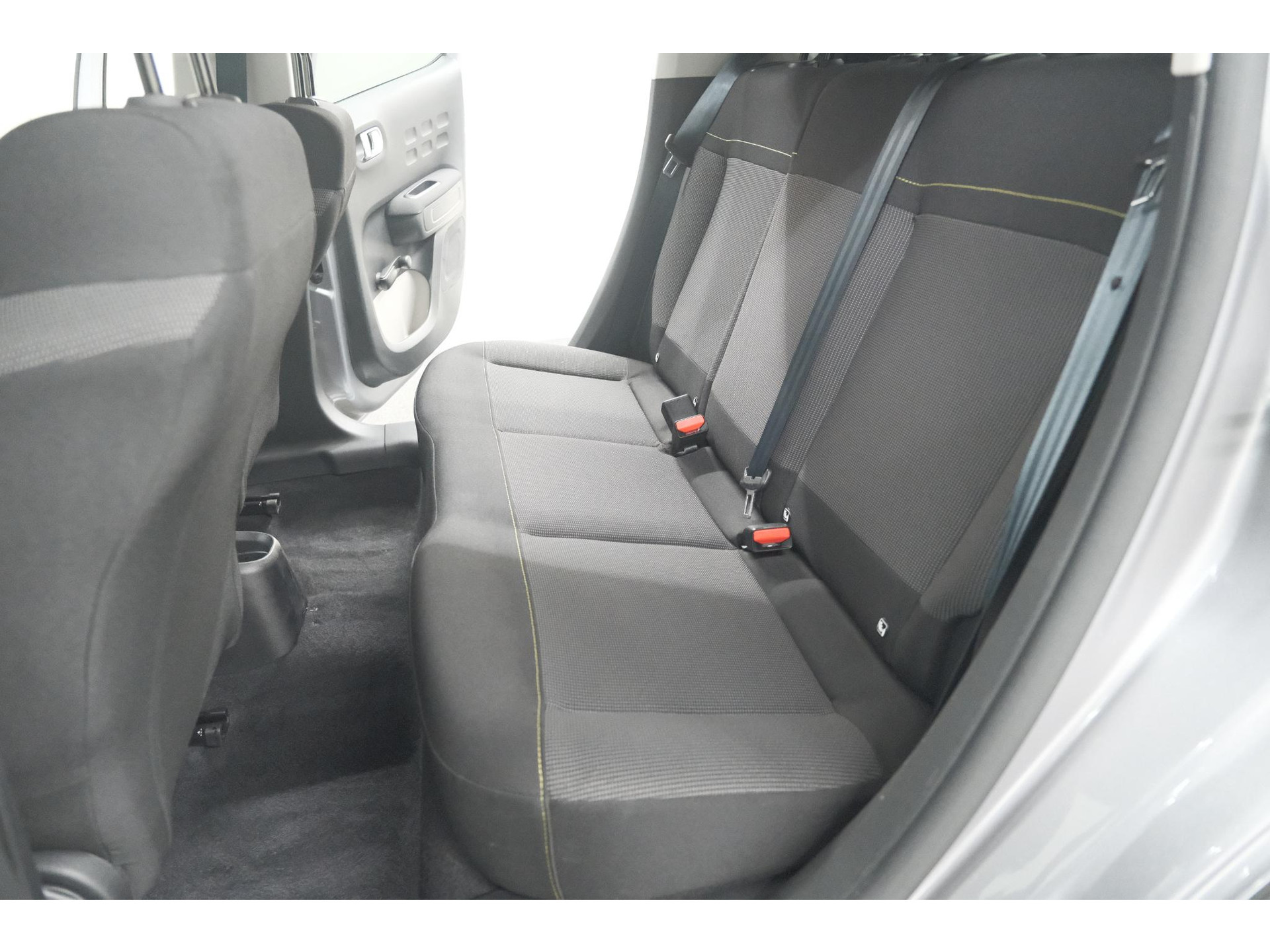 Citroen C3 PureTech 110 EAT6 Max | Apple Carplay | Parkeersensoren | Climate Control | 16 Inch Lichtmetalen Velgen